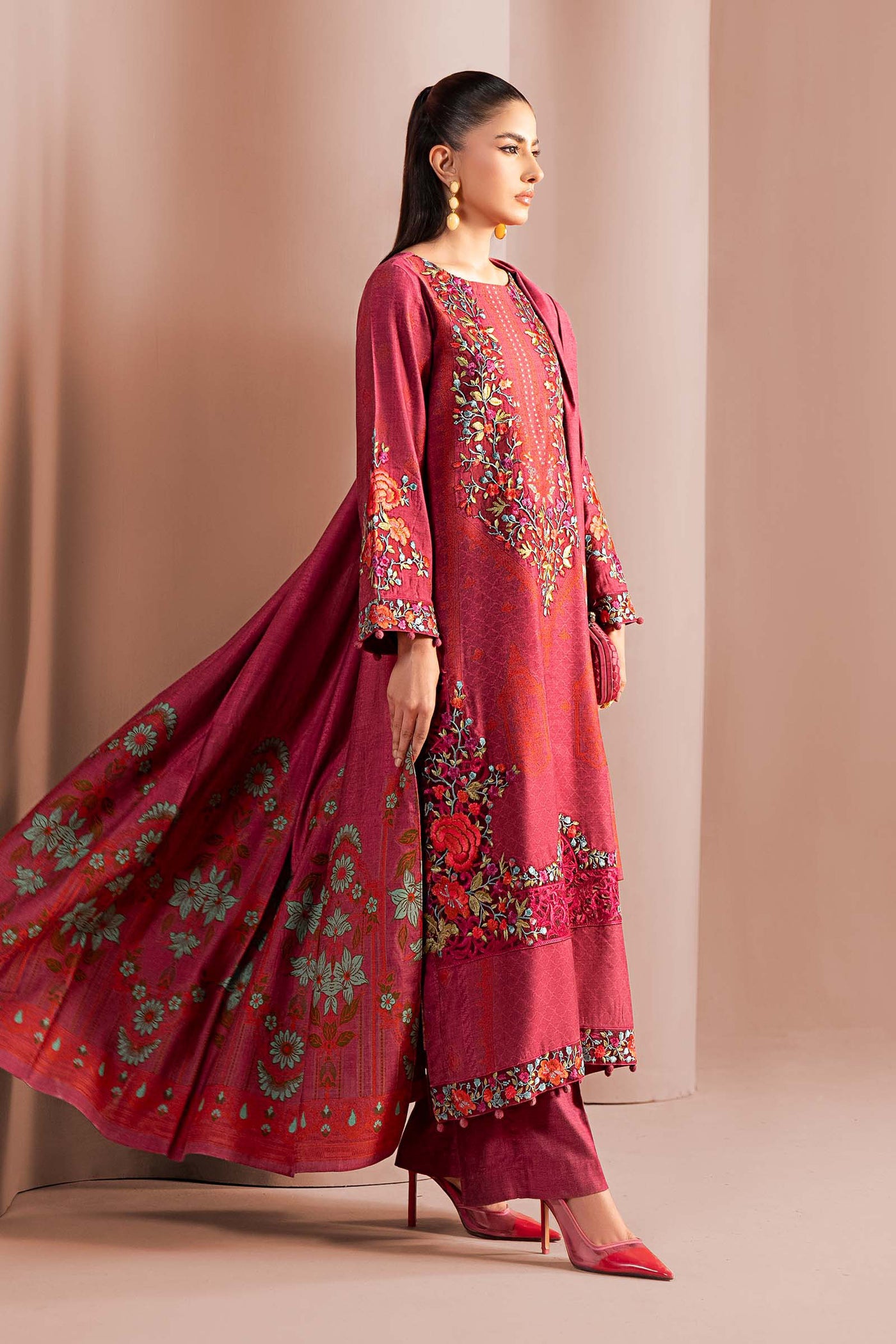 3 Piece Embroidered Jacquard Suit