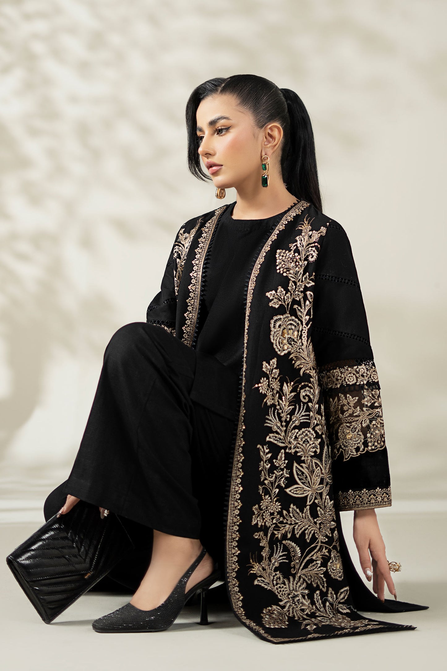 3 Piece Embroidered Khaddar Suit