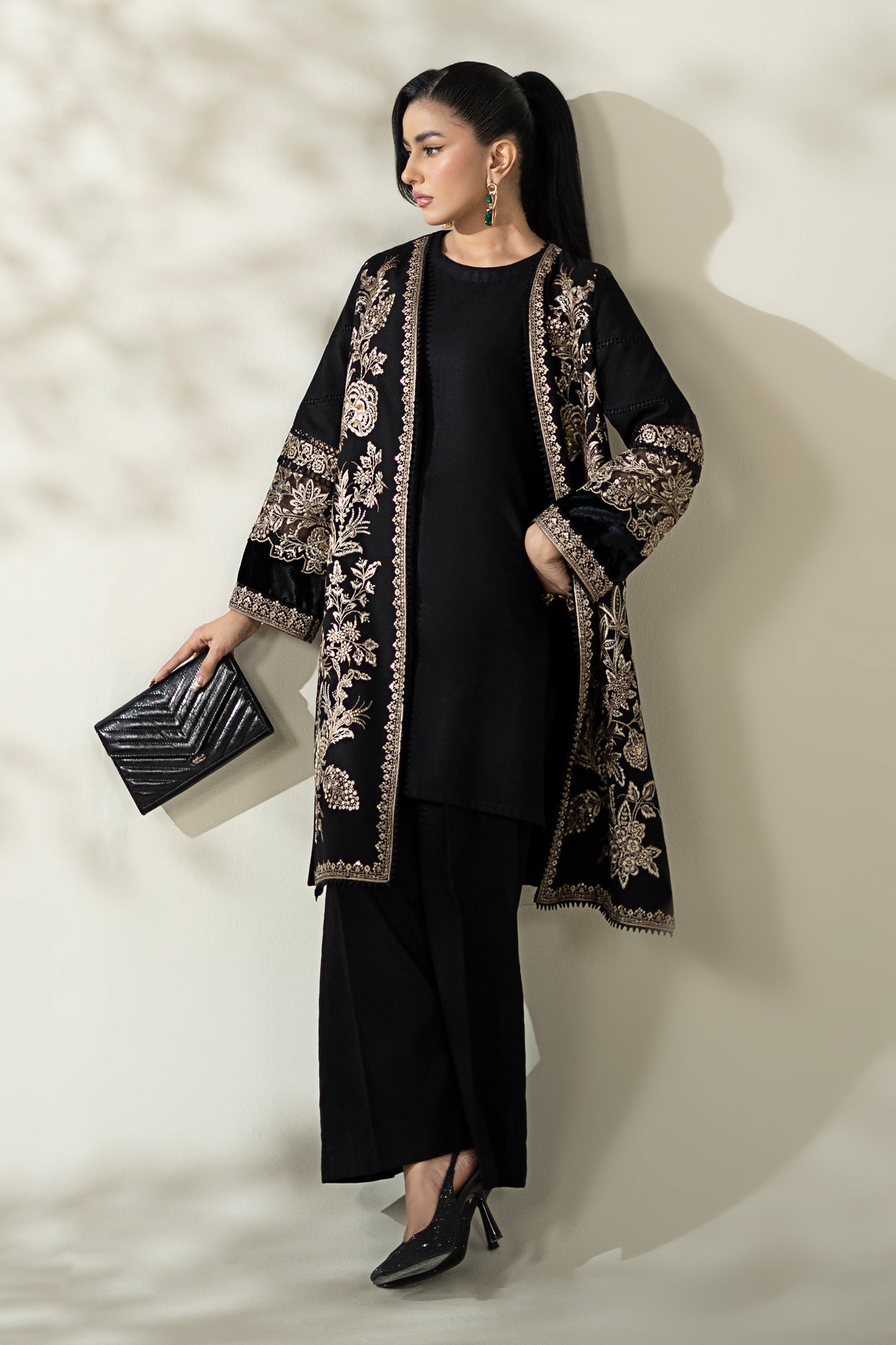 3 Piece Embroidered Khaddar Suit