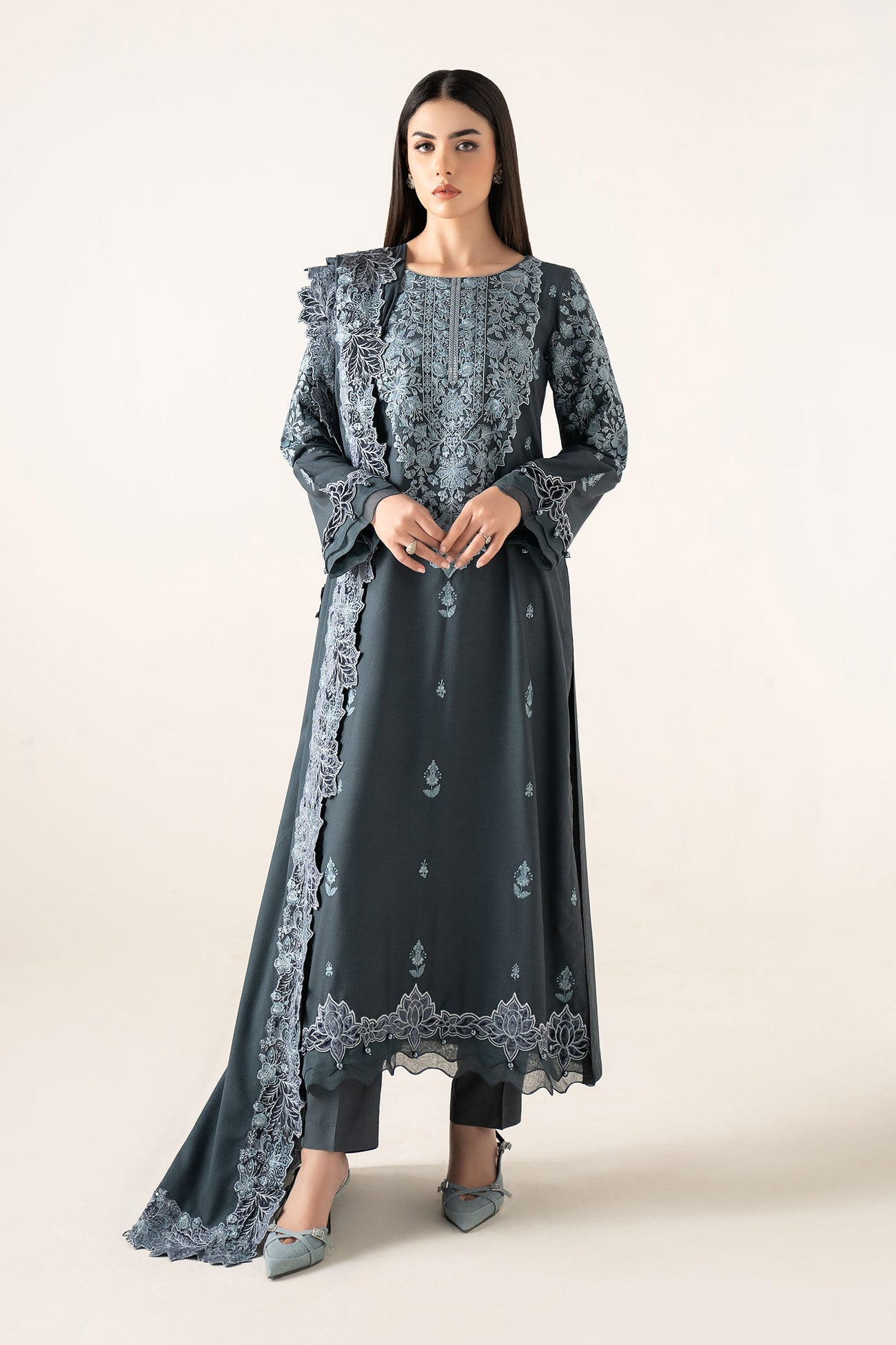 3 Piece Embroidered Karandi Suit