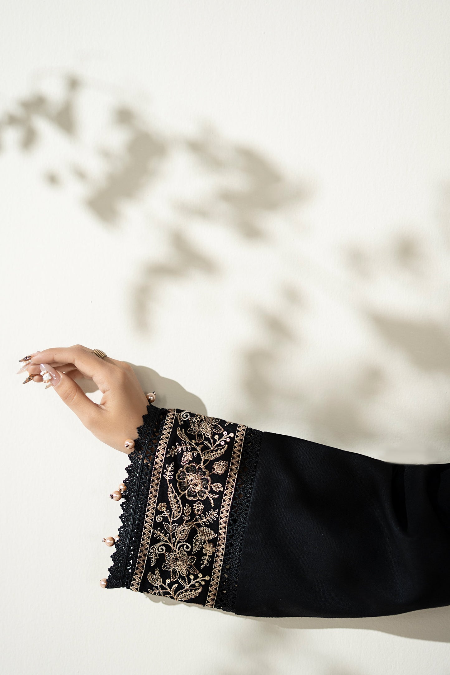 3 Piece Embroidered Khaddar Suit