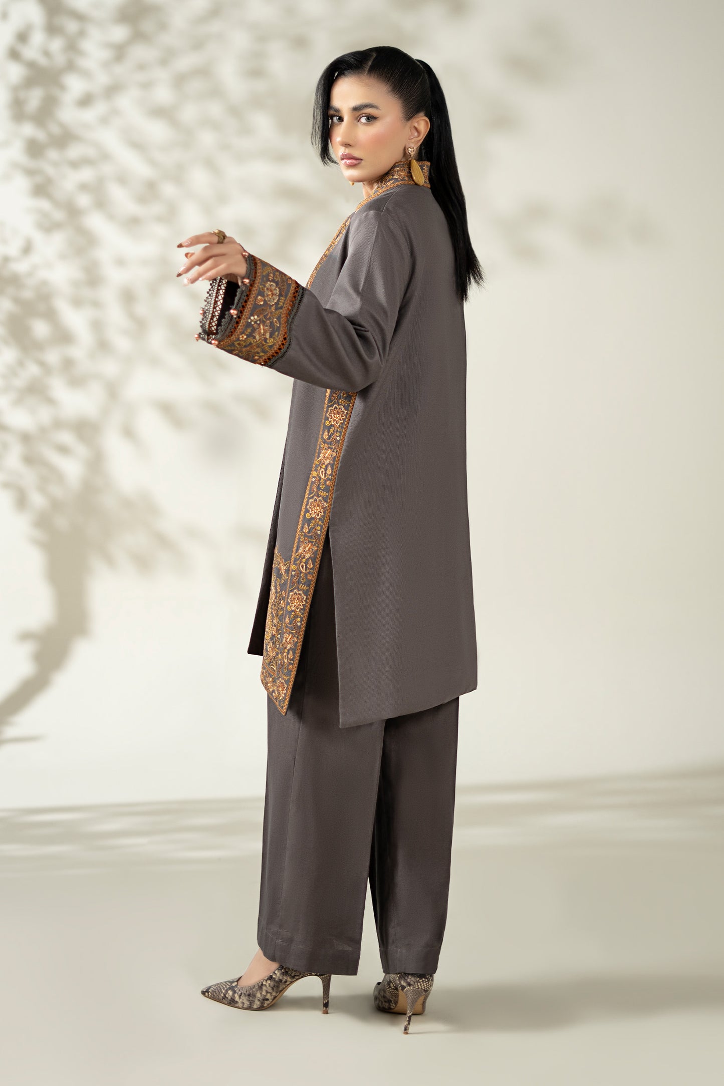 3 Piece Embroidered Khaddar Suit