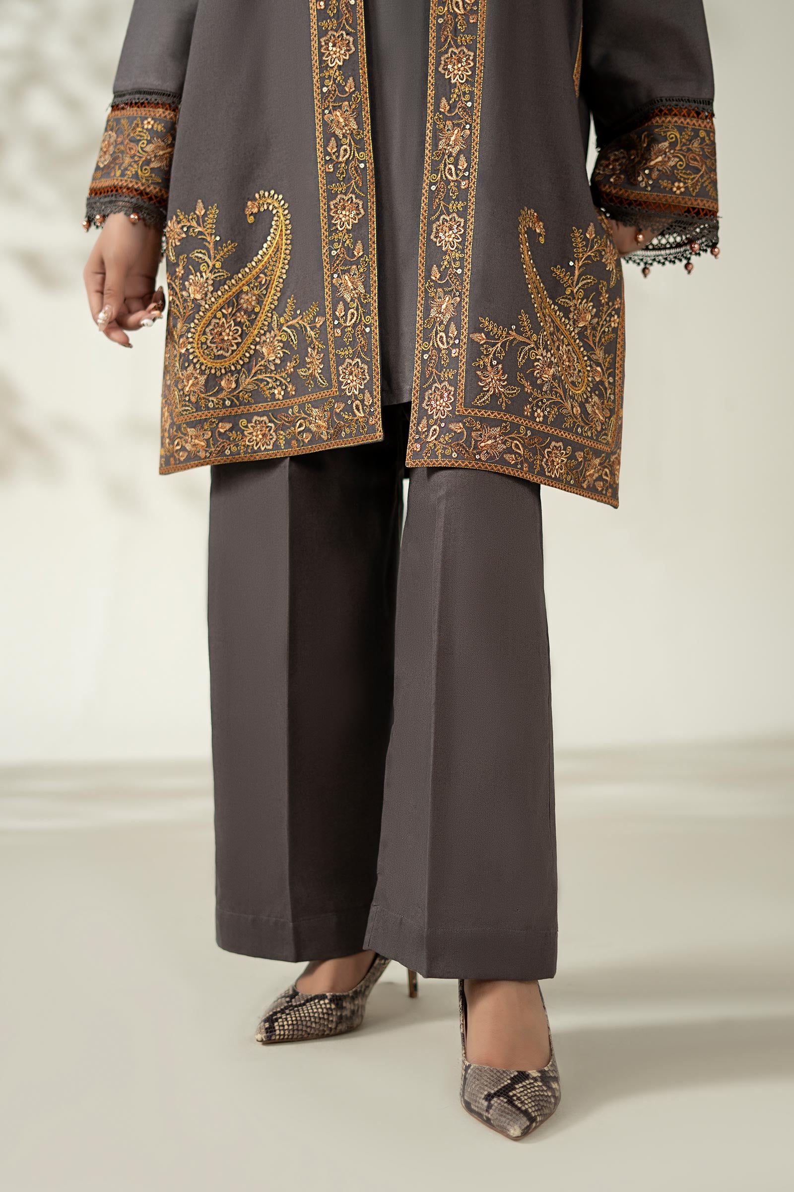 3 Piece Embroidered Khaddar Suit