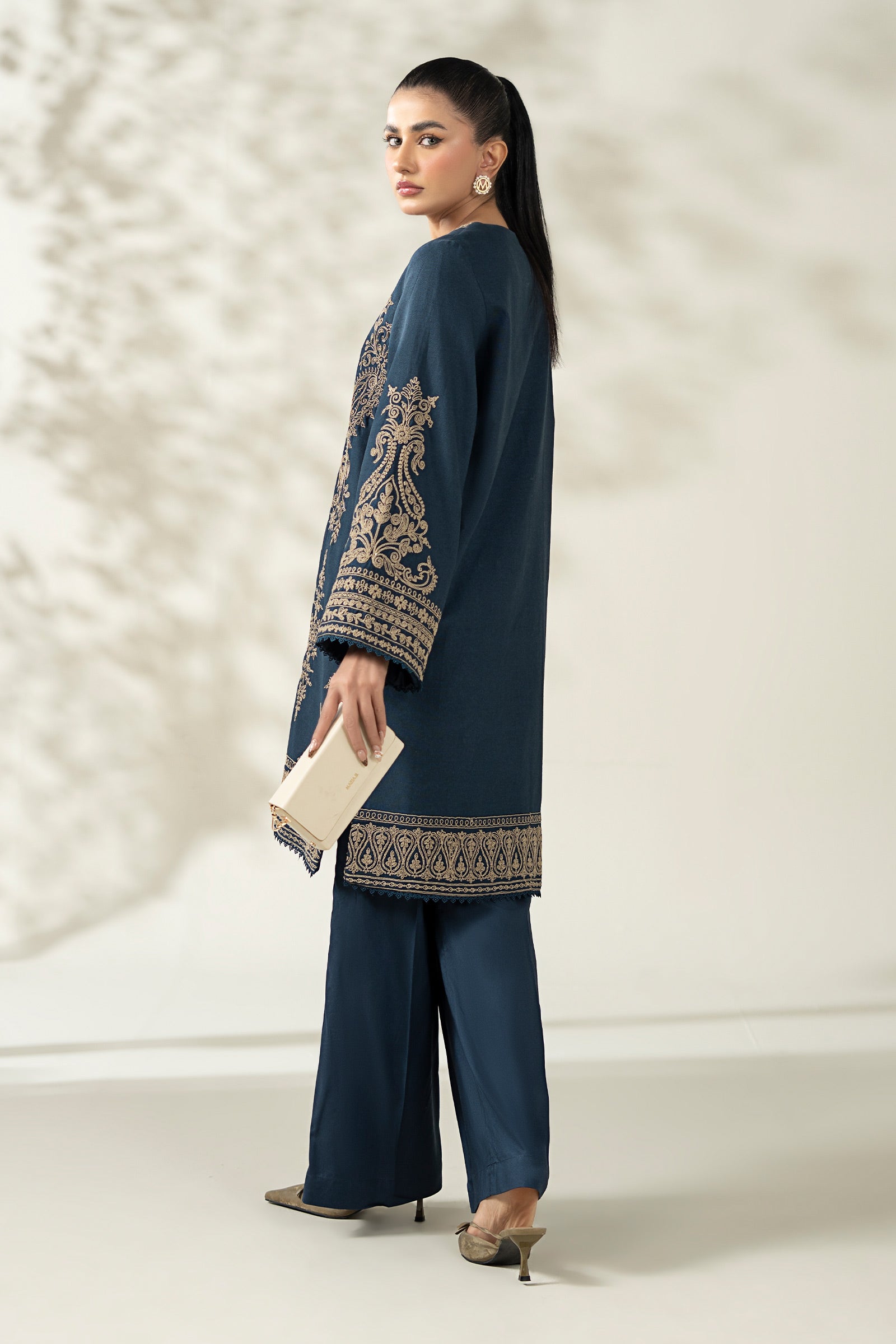 3 Piece Embroidered Khaddar Suit