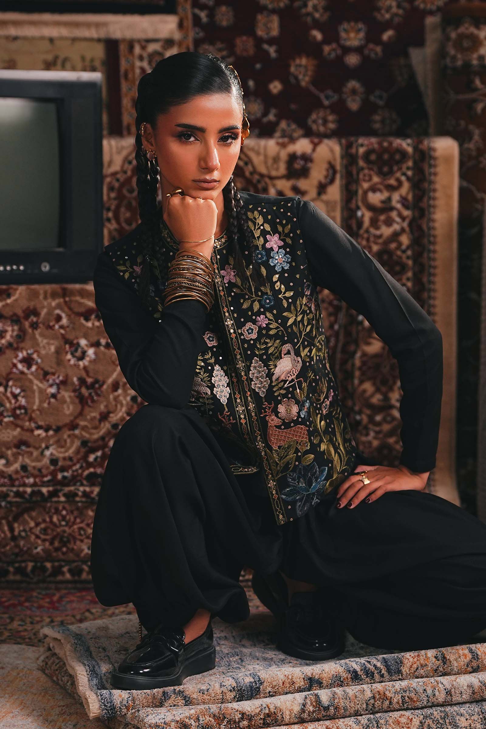 3 Piece Embroidered Khaddar Suit