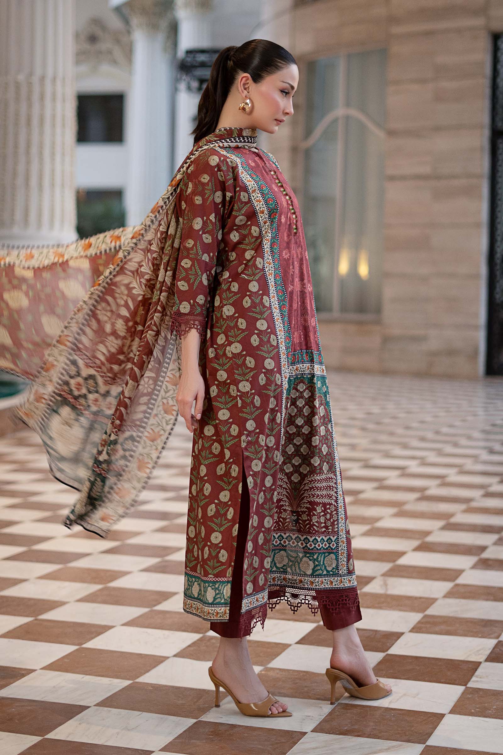3 Piece Embroidered Lawn Suit