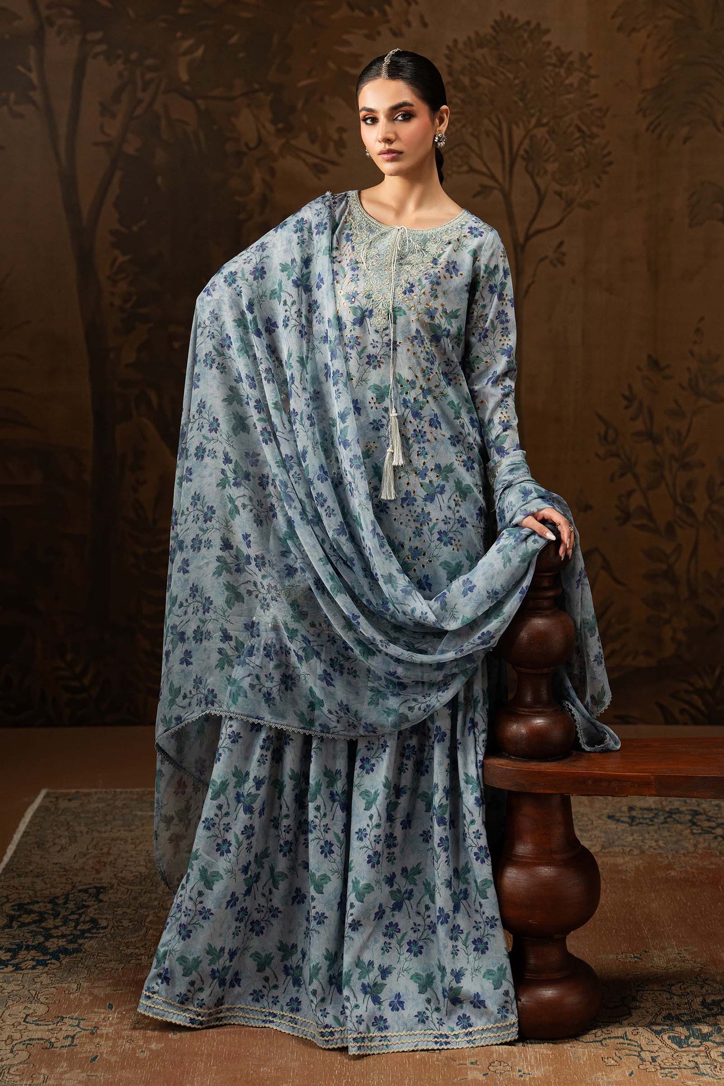3 Piece Embroidered Lawn Suit