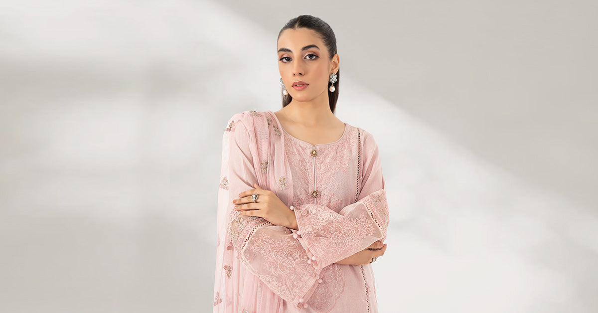 3 Piece Embroidered Lawn Suit