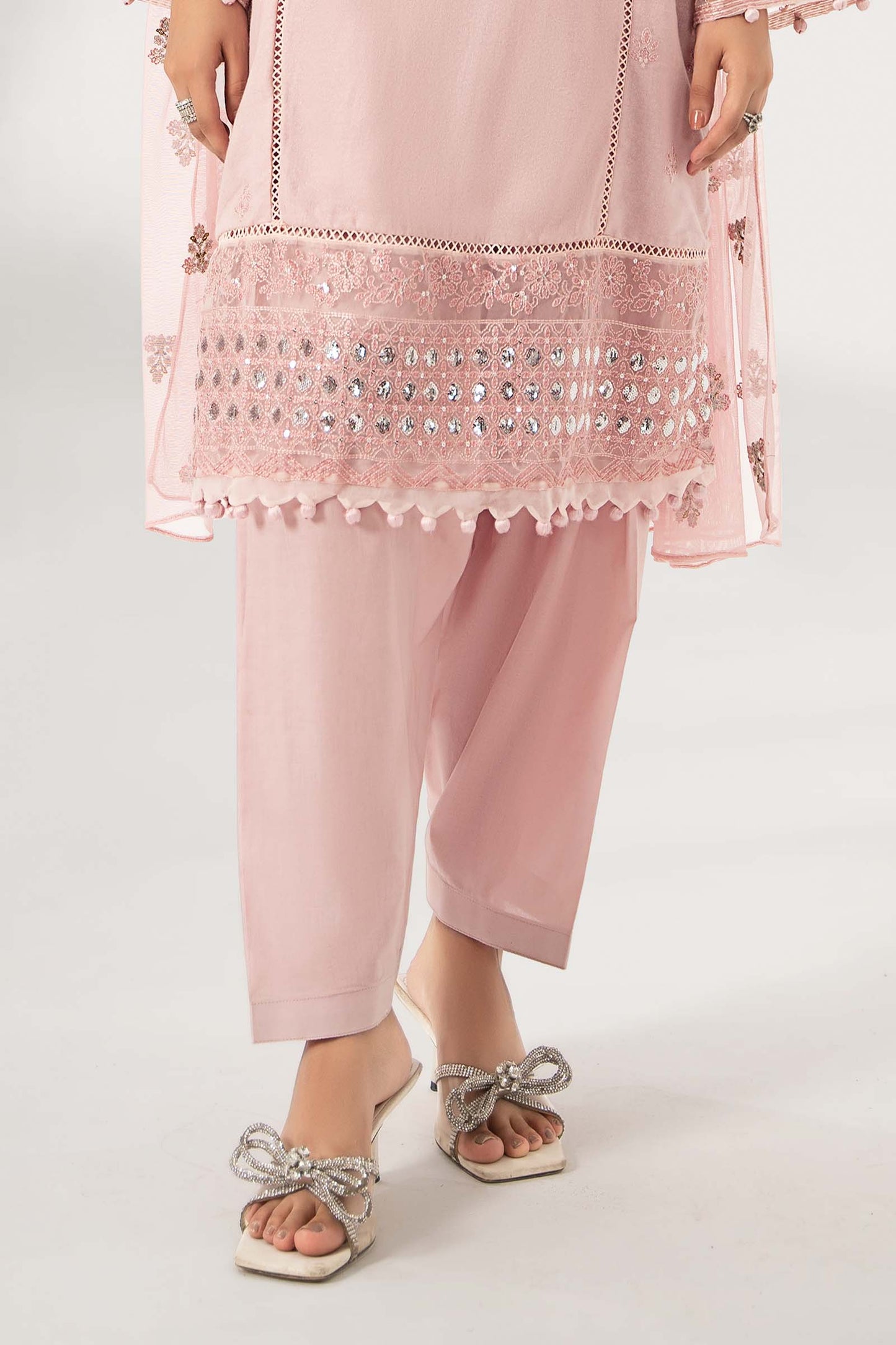 3 Piece Embroidered Lawn Suit