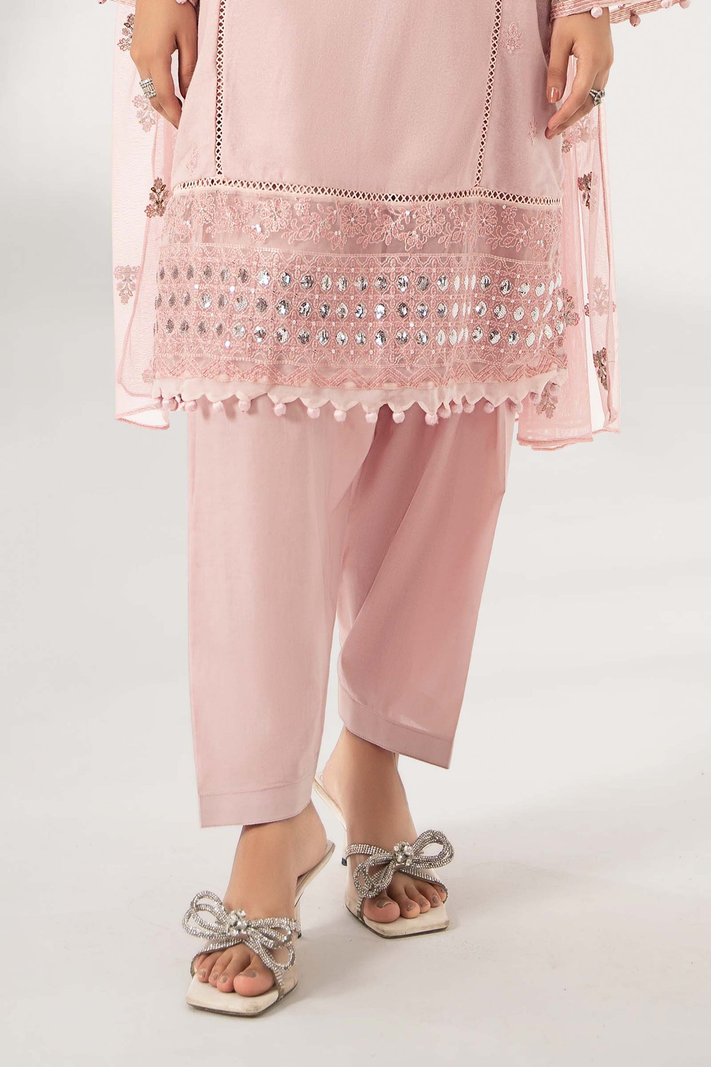 3 Piece Embroidered Lawn Suit