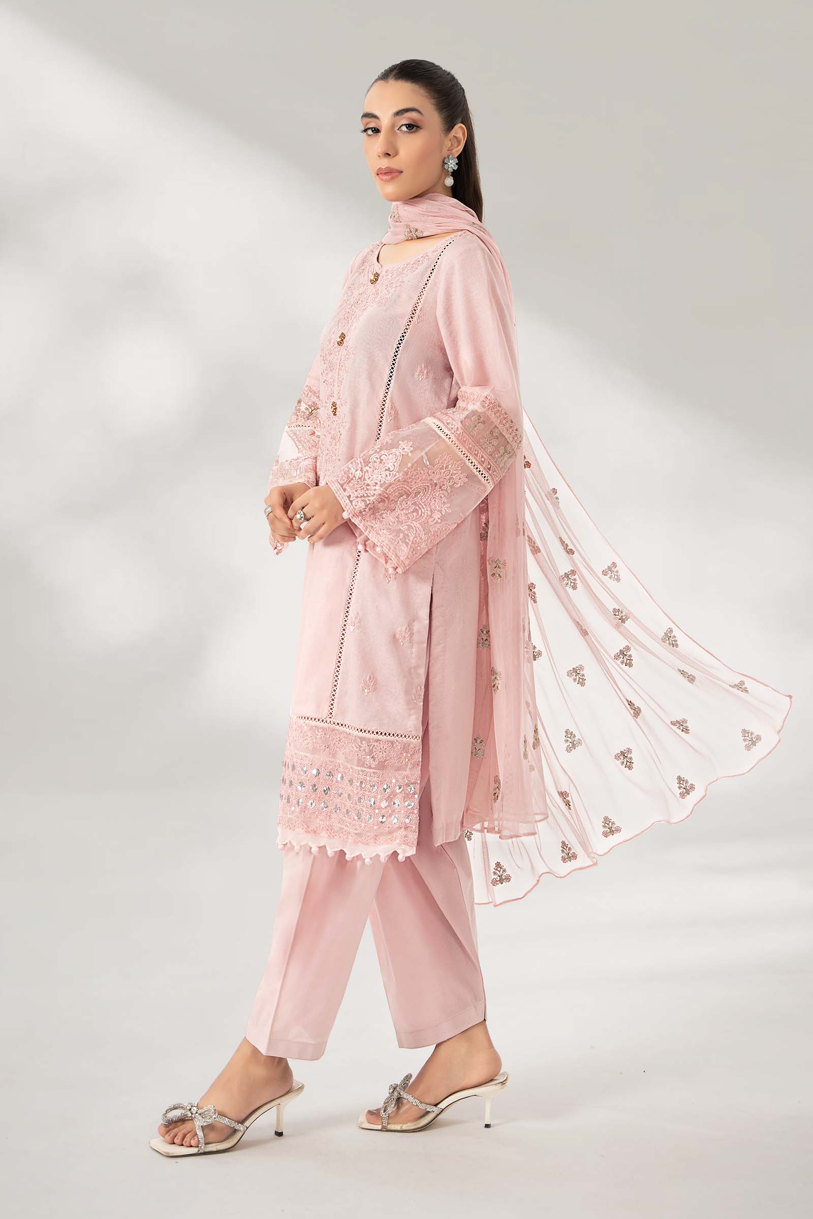 3 Piece Embroidered Lawn Suit