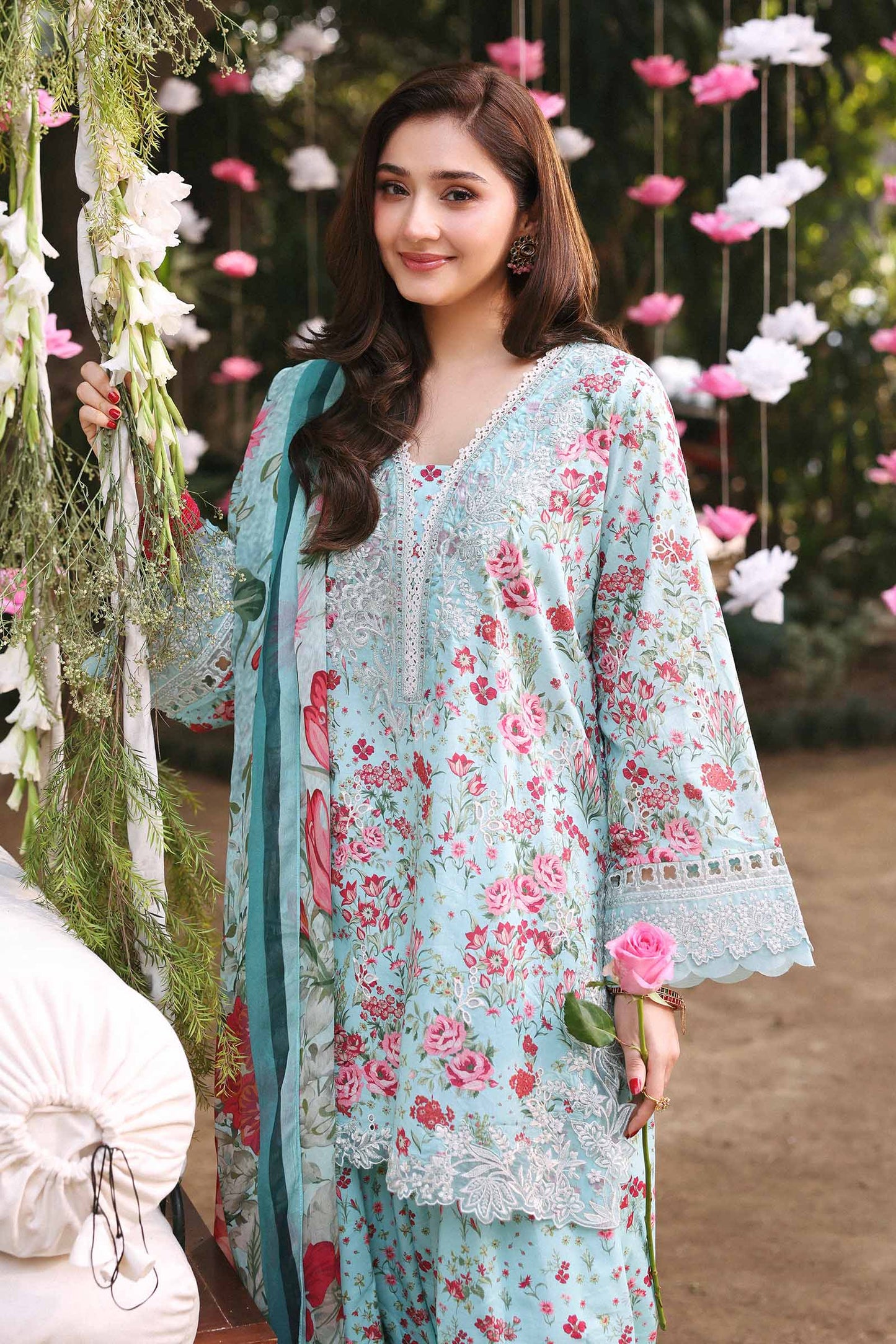 3 Piece Embroidered Lawn Suit