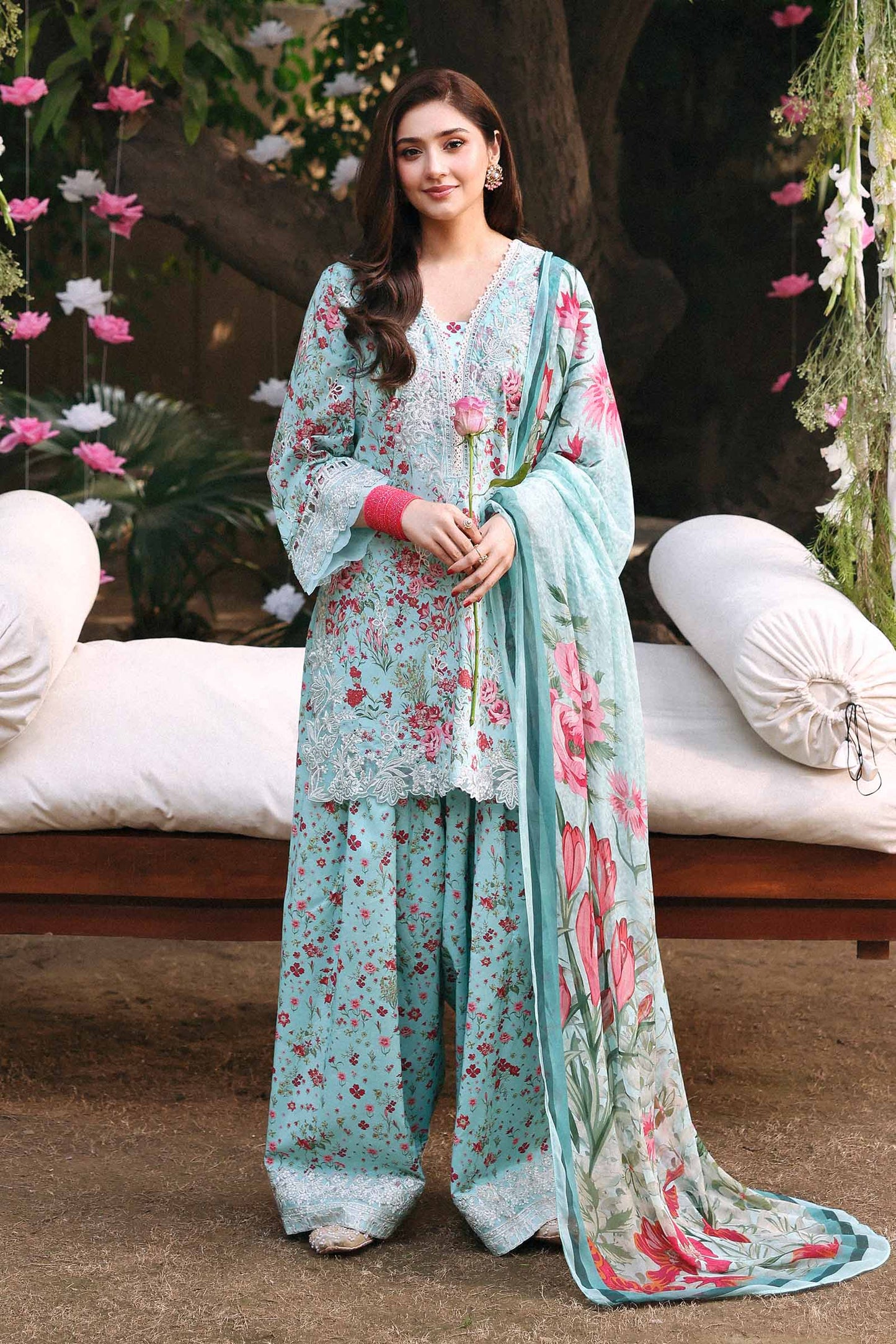 3 Piece Embroidered Lawn Suit