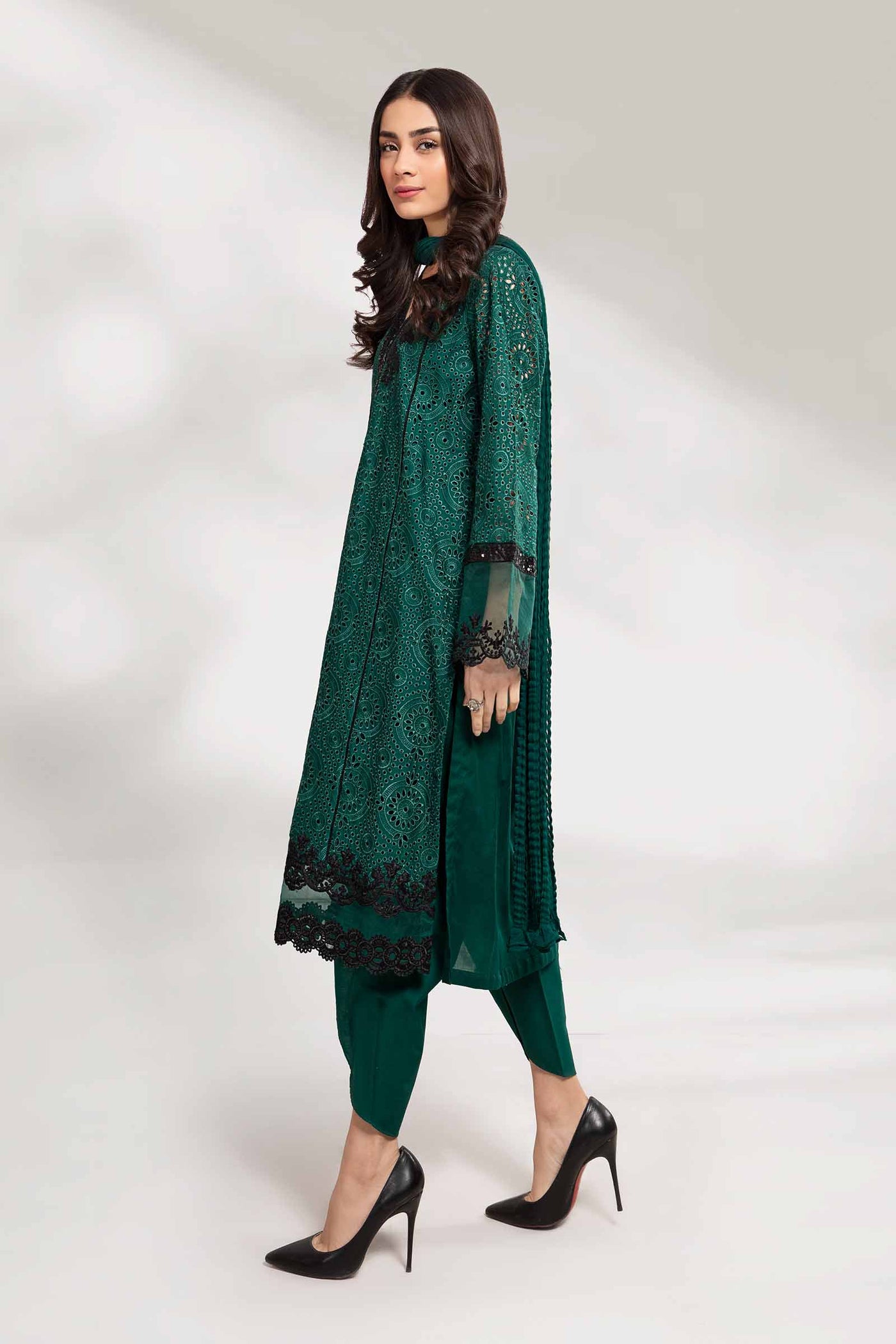 3 Piece Embroidered Lawn Suit