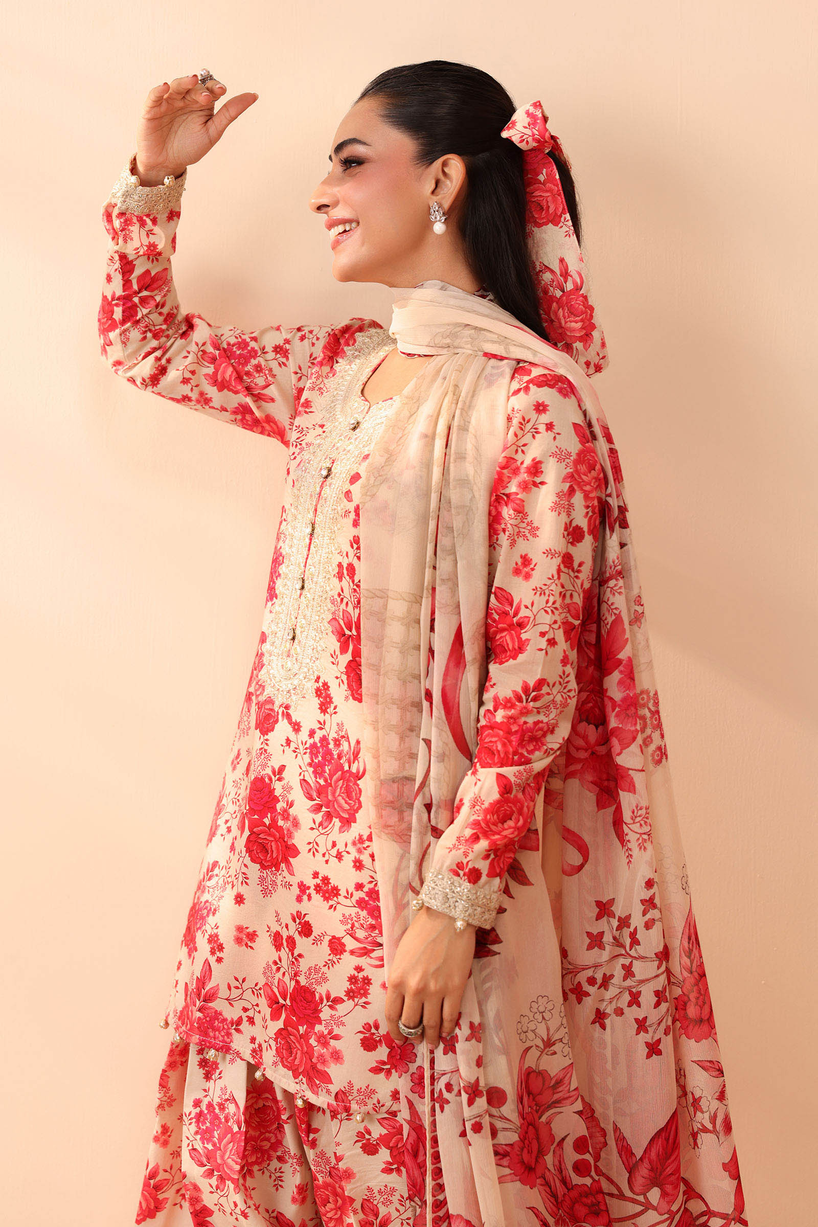 3 Piece Embroidered Lawn Suit