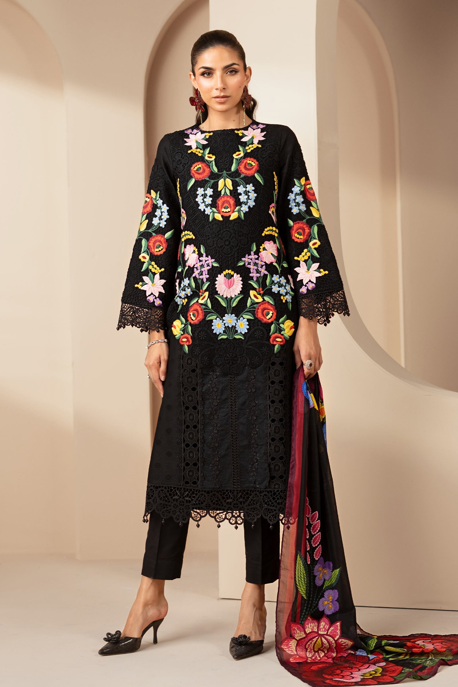 3 Piece Embroidered Jacquard Lawn Suit