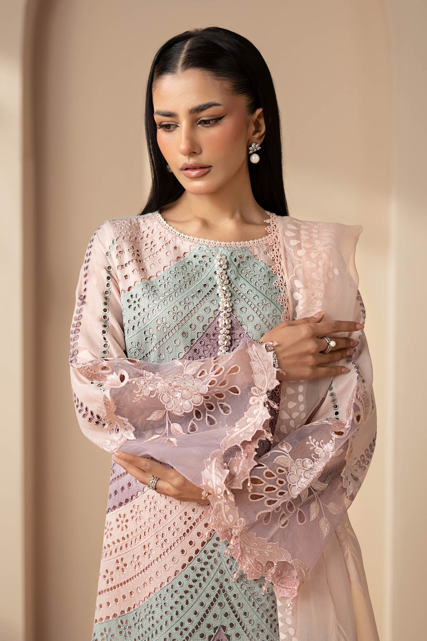 3 Piece Embroidered Lawn Suit