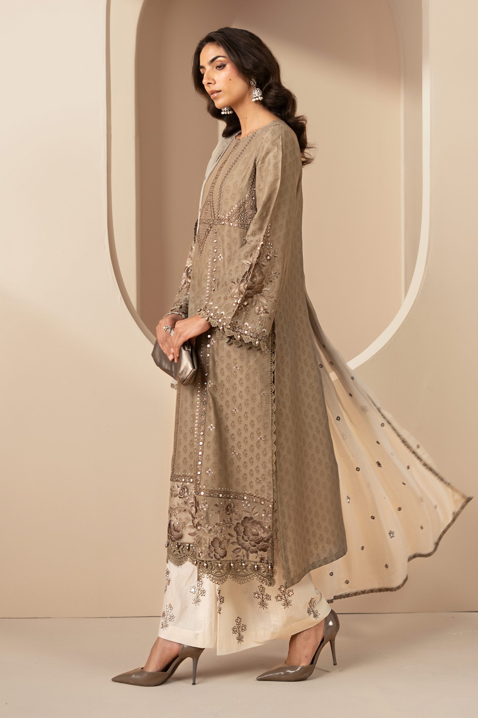 3 Piece Embroidered Jacquard Lawn Suit