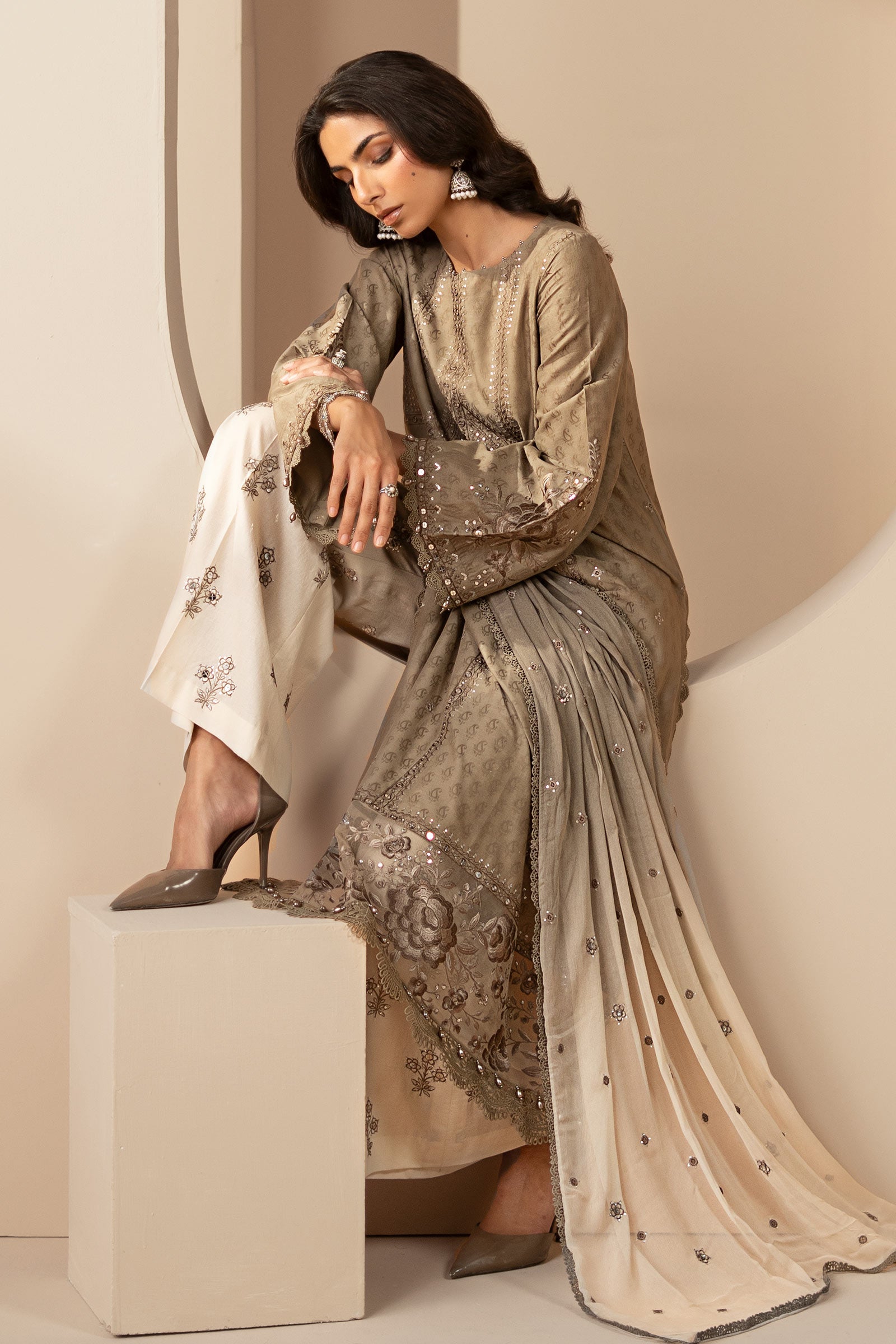 3 Piece Embroidered Jacquard Lawn Suit