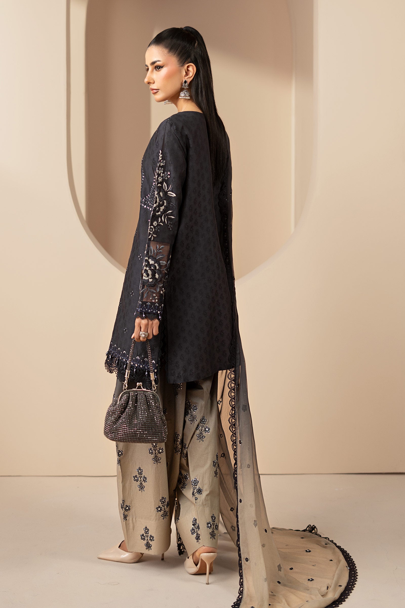 3 Piece Embroidered Jacquard Lawn Suit