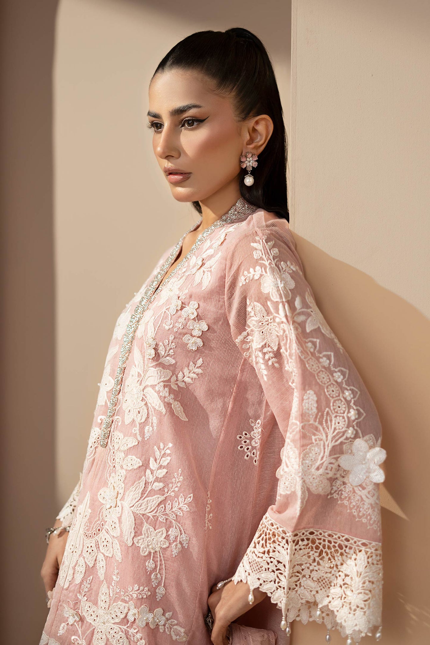 3 Piece Embroidered Lawn Karandi Suit