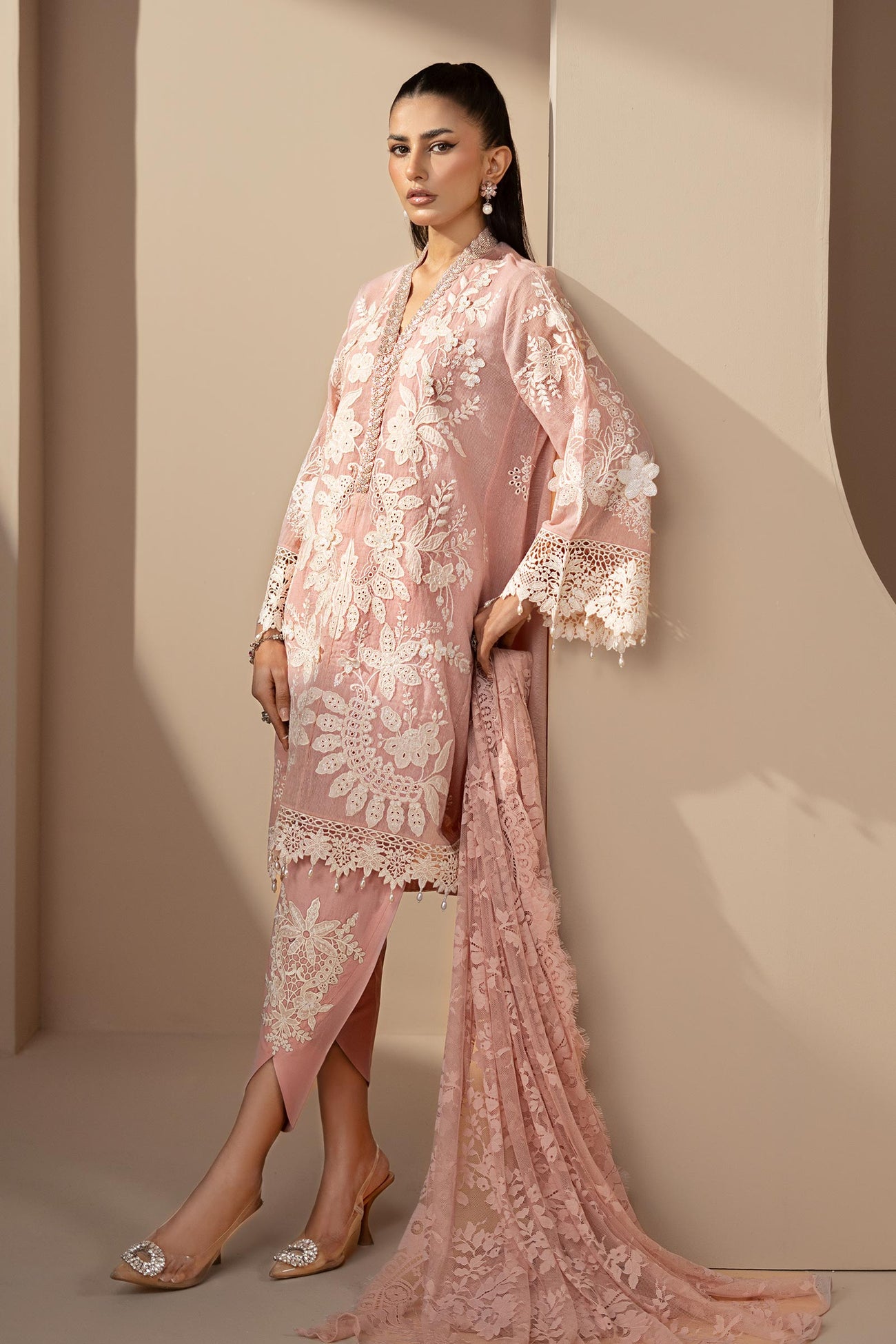 3 Piece Embroidered Lawn Karandi Suit