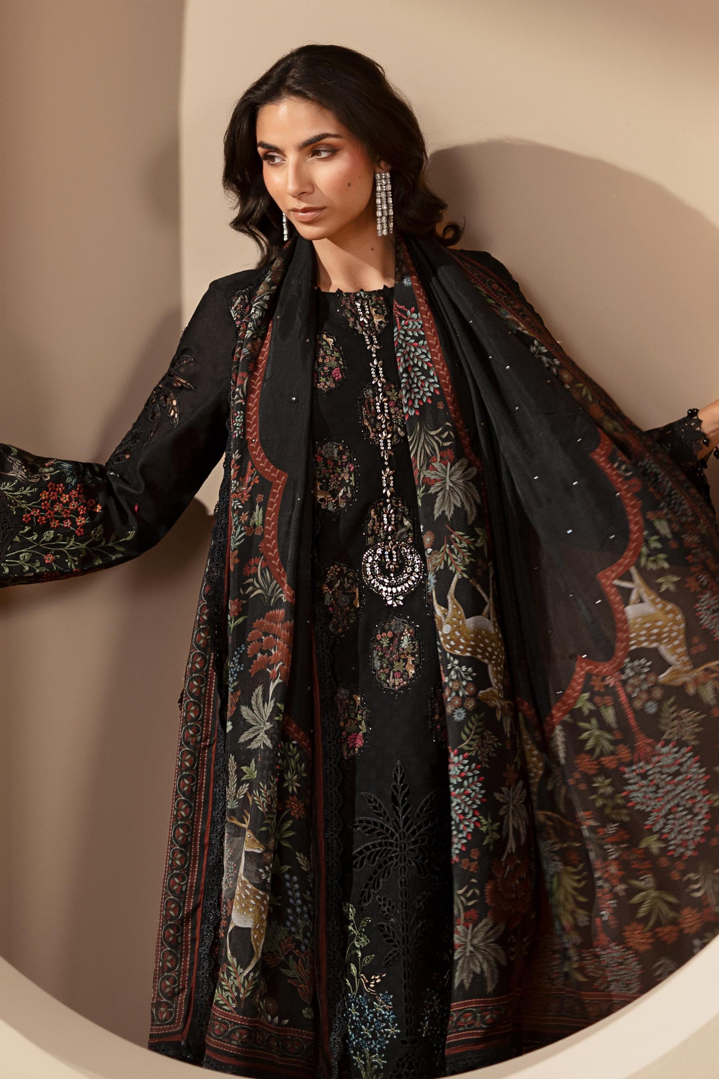 3 Piece Embroidered Jacquard Lawn Suit