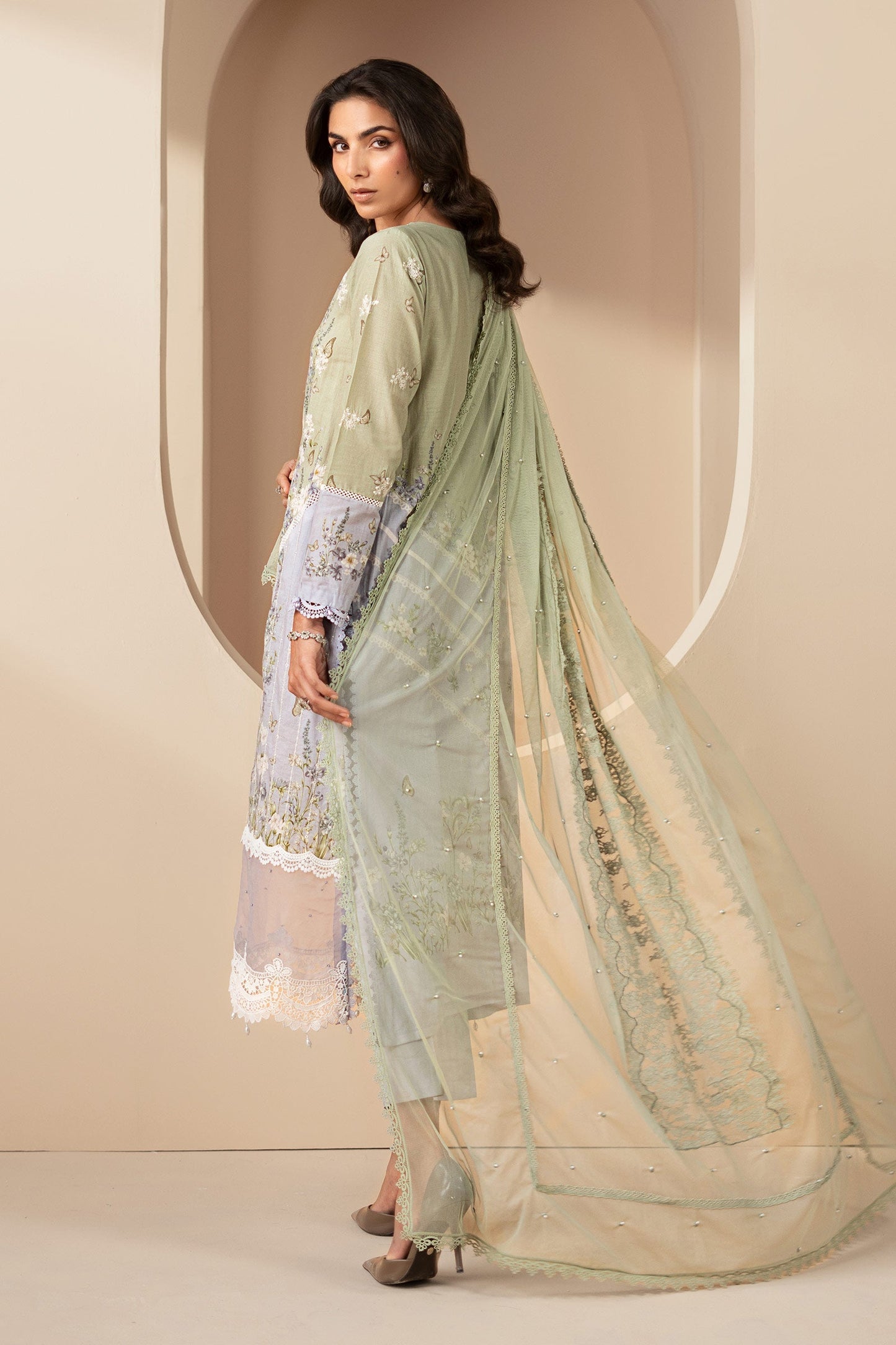 3 Piece Embroidered Lawn Suit
