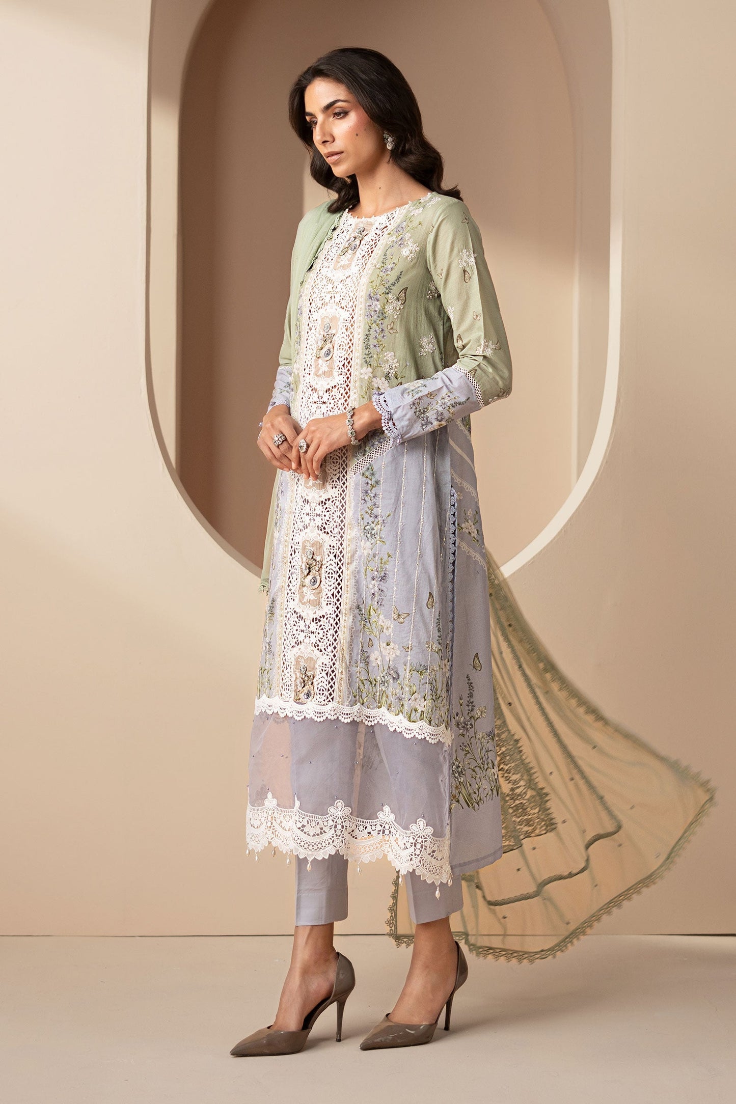 3 Piece Embroidered Lawn Suit