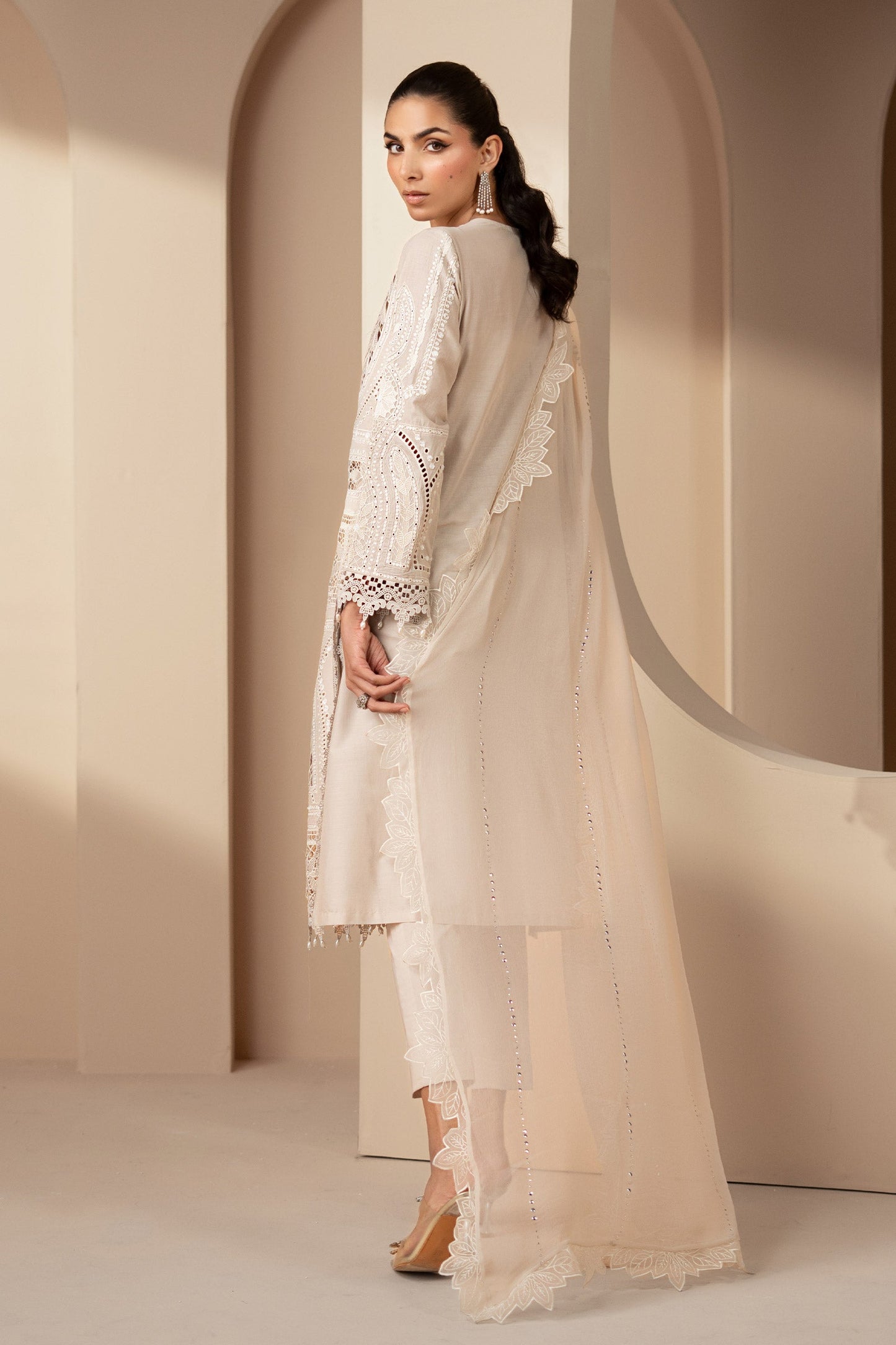 3 Piece Embroidered Lawn Suit