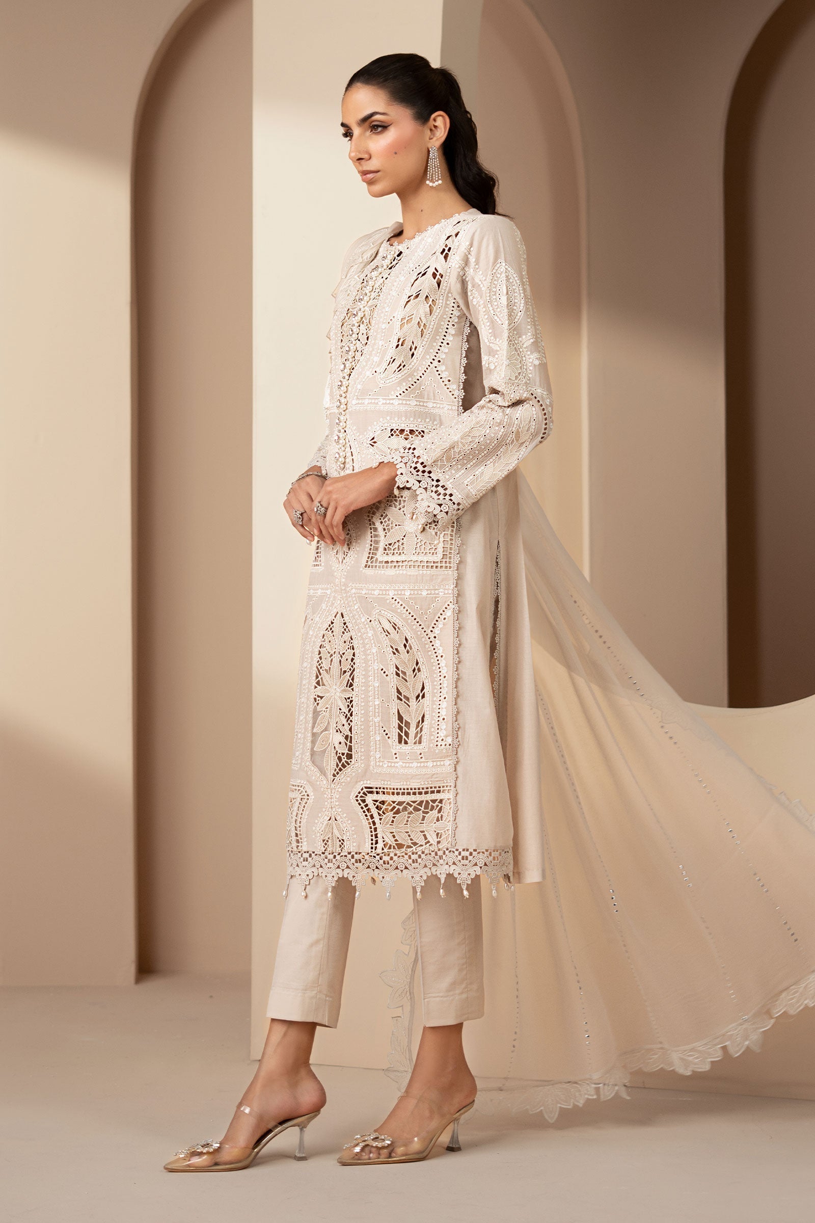 3 Piece Embroidered Lawn Suit
