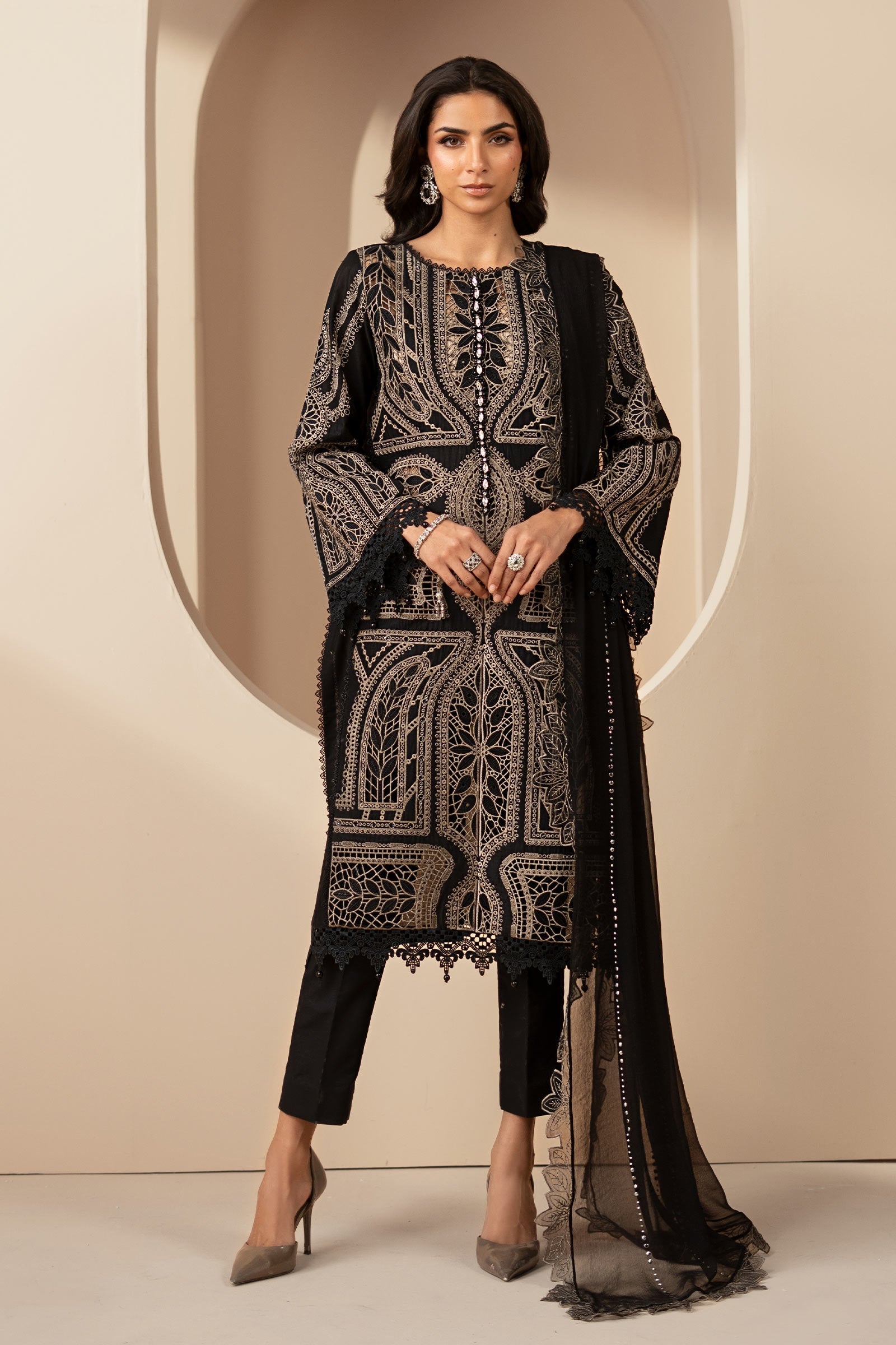 3 Piece Embroidered Lawn Suit