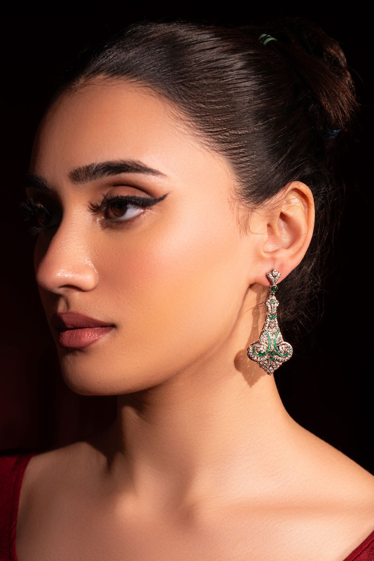 Veyra Earrings