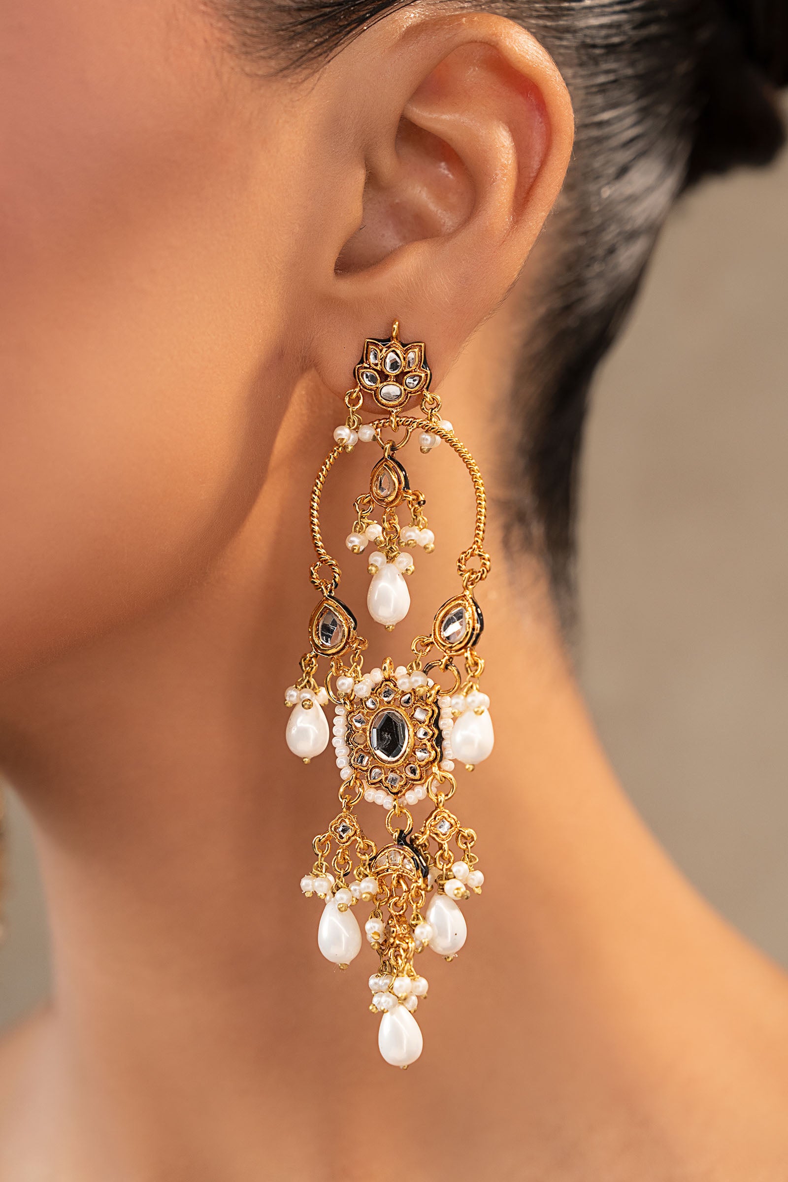 Hazraya Earrings
