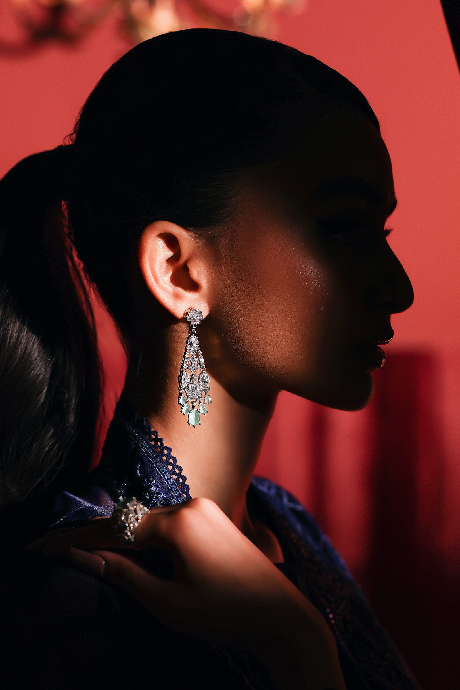 Vanta Earrings