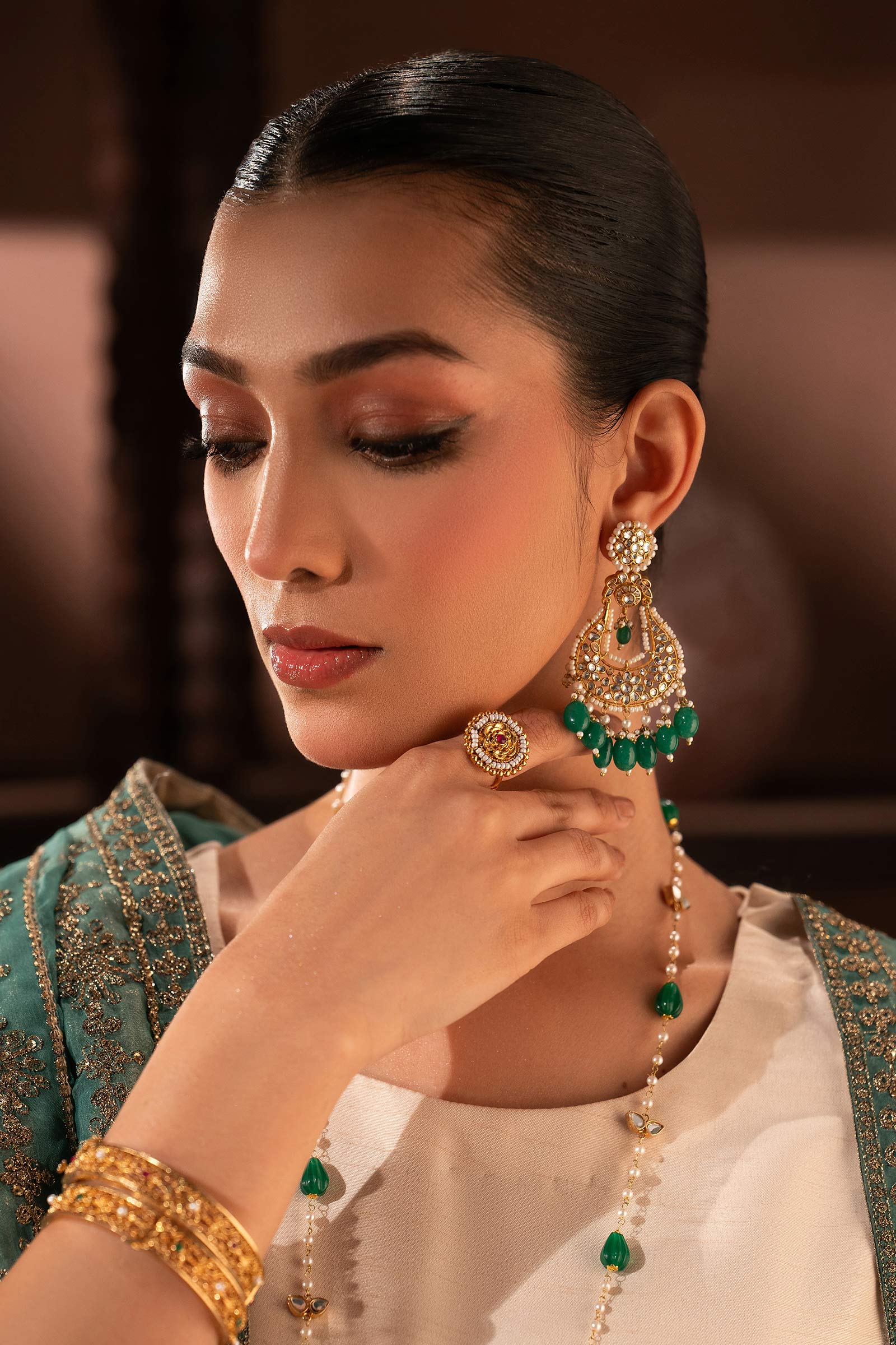 Zeenat Earrings
