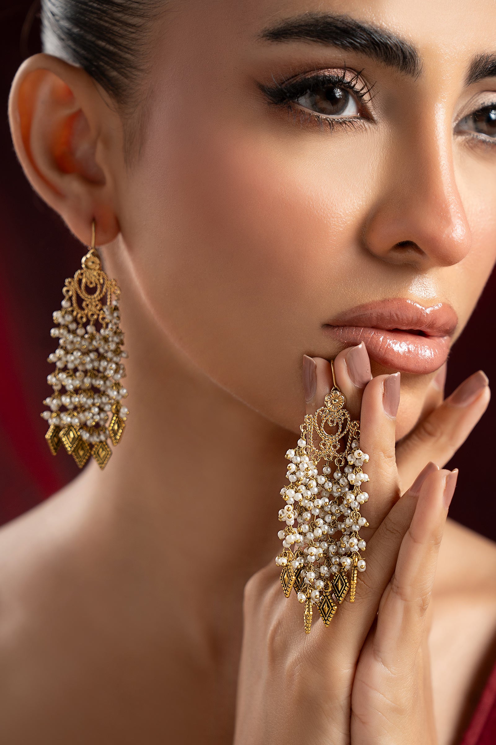 Jhalmoti Earrings
