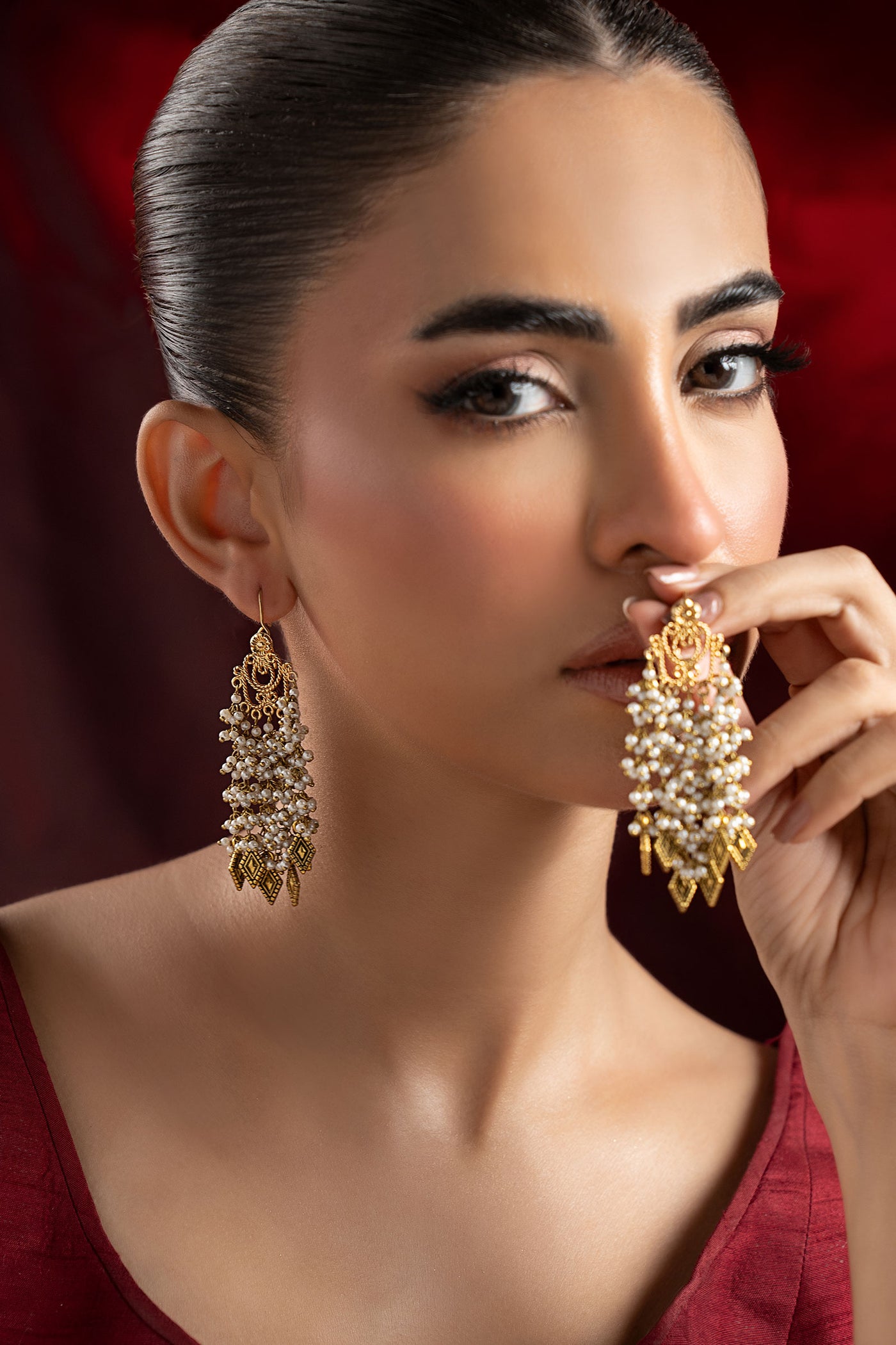 Jhalmoti Earrings