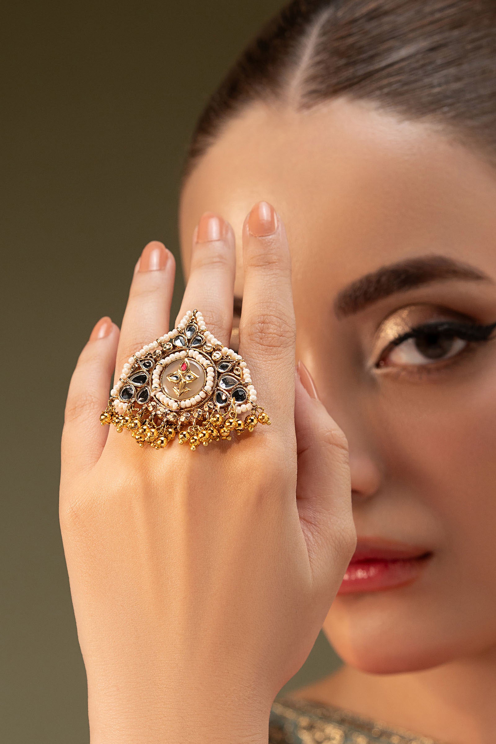 Enaan Ring