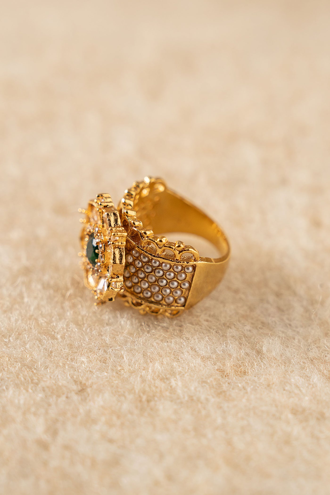 Zironyxa Ring