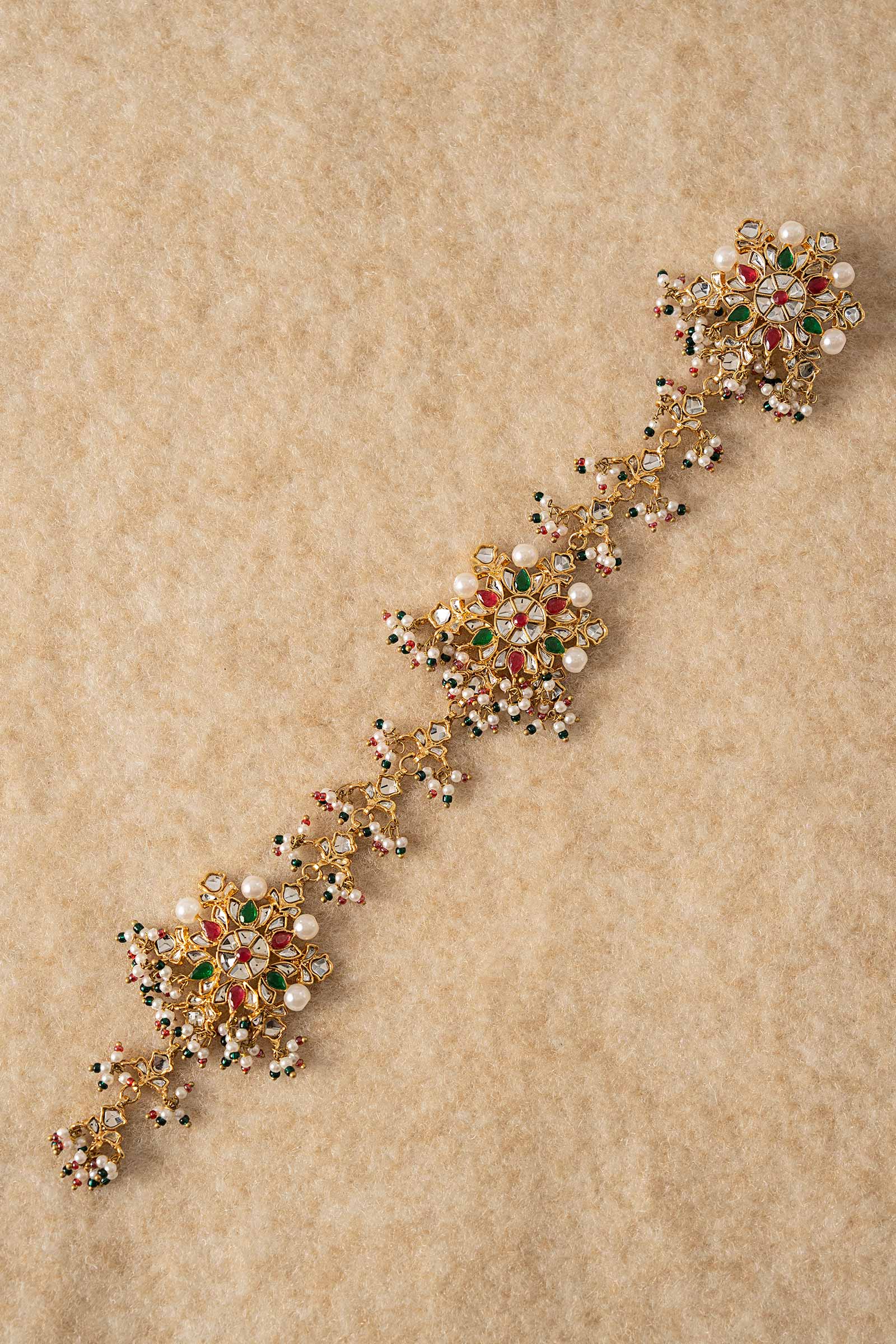 Phoolnaaz Jura Pin