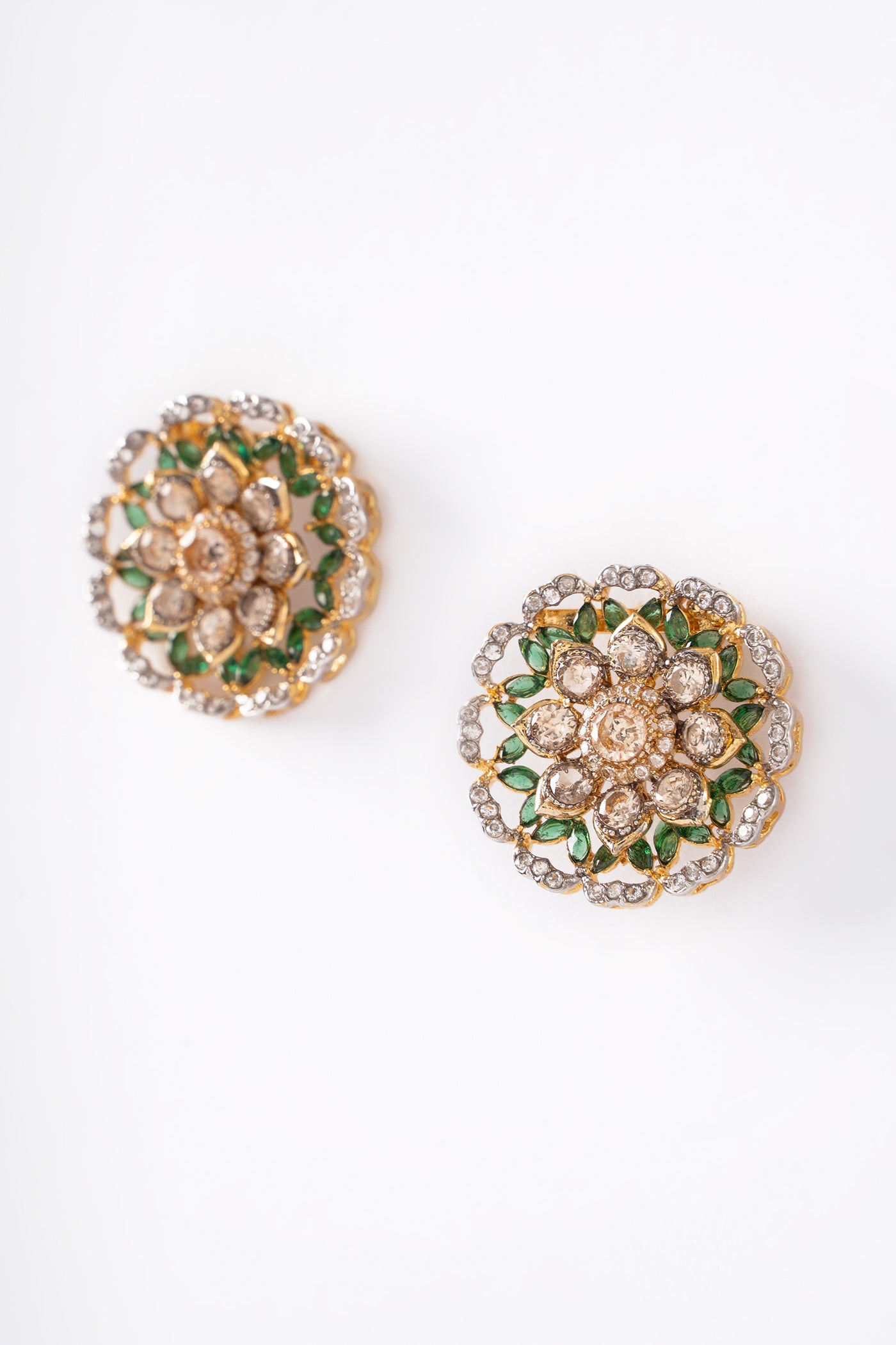 Riha Studs | JSD-EA25-01