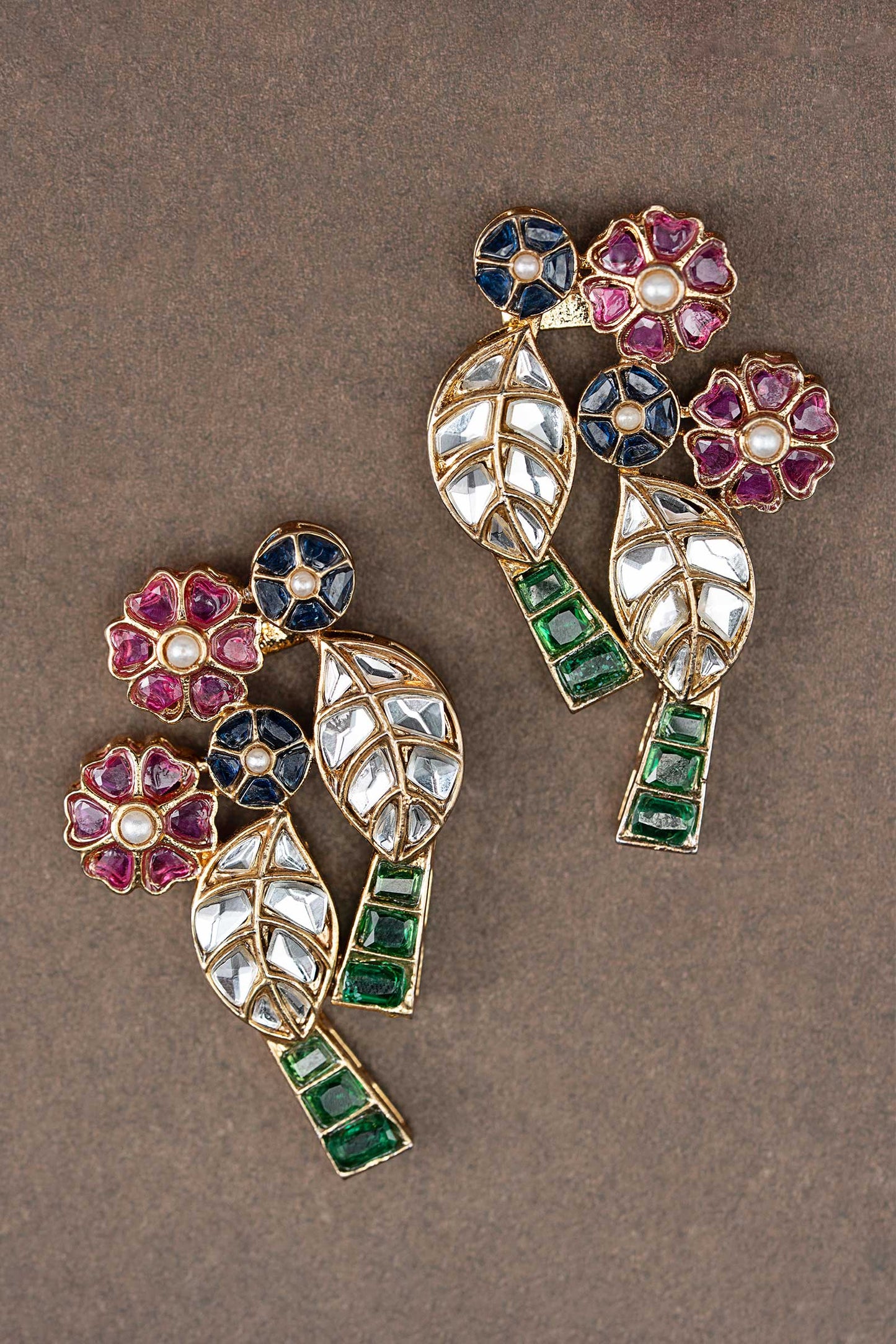 Nazina Studs