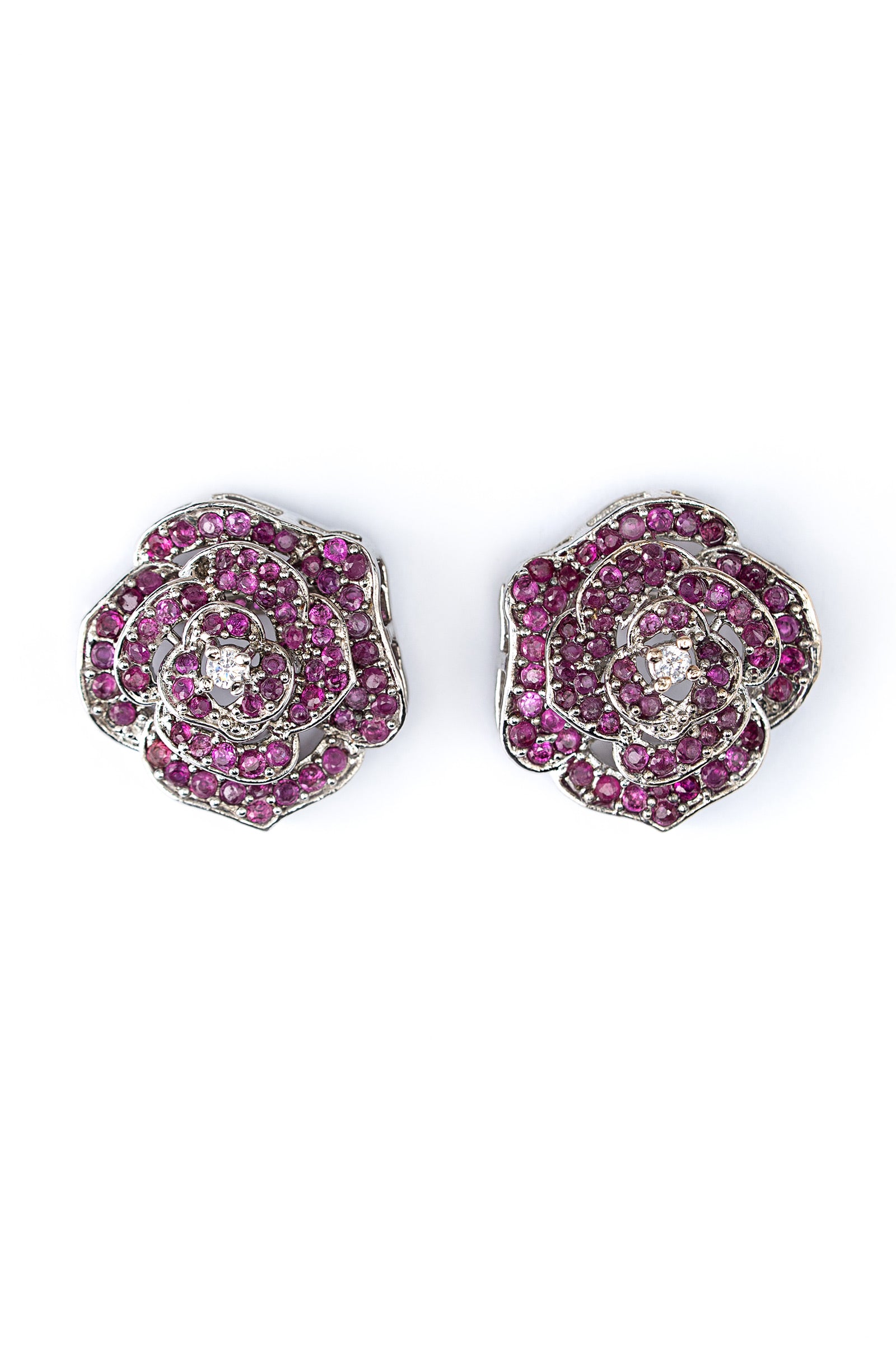 Rozmeen Studs