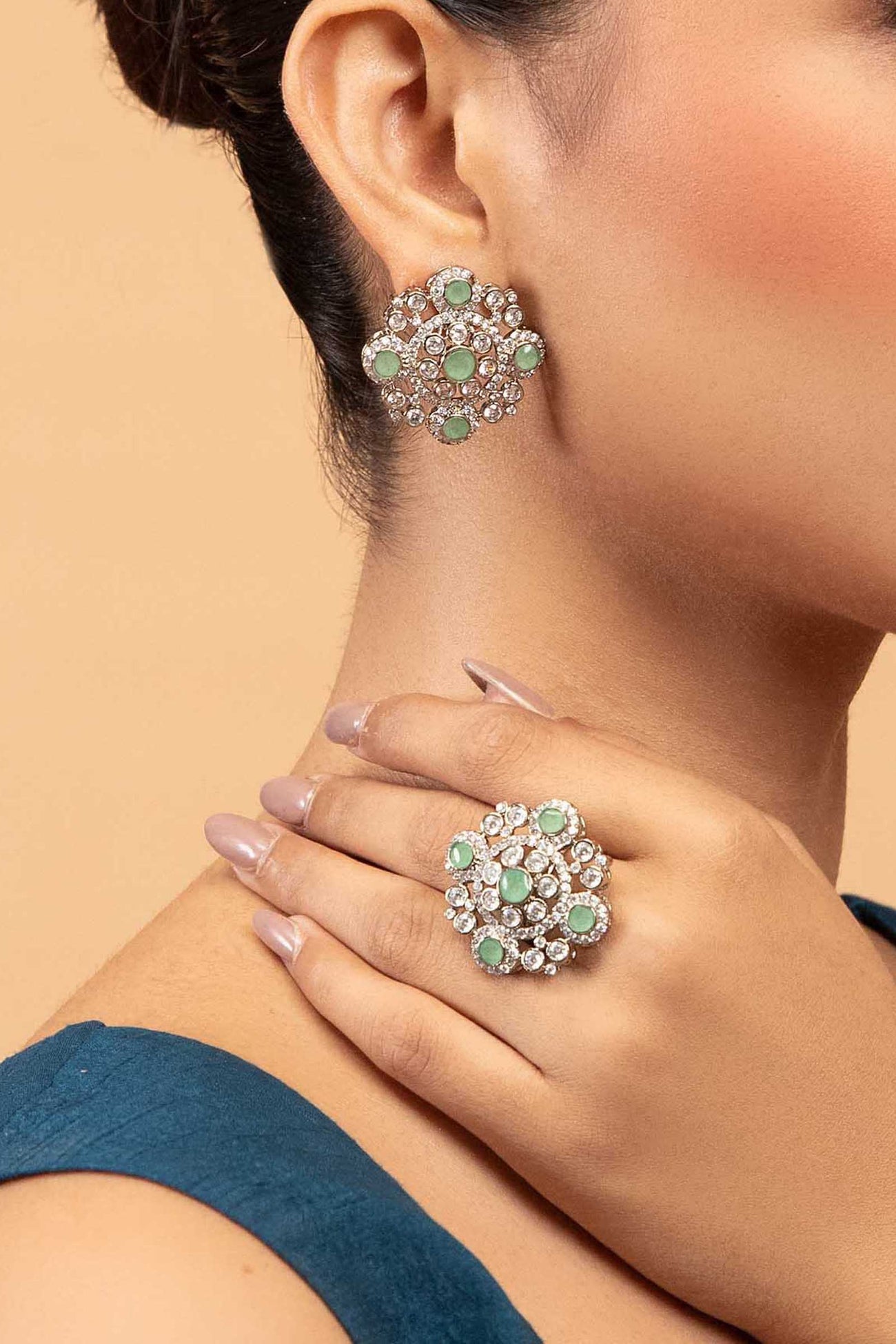 JST-W23-04-Green Cat's Eye