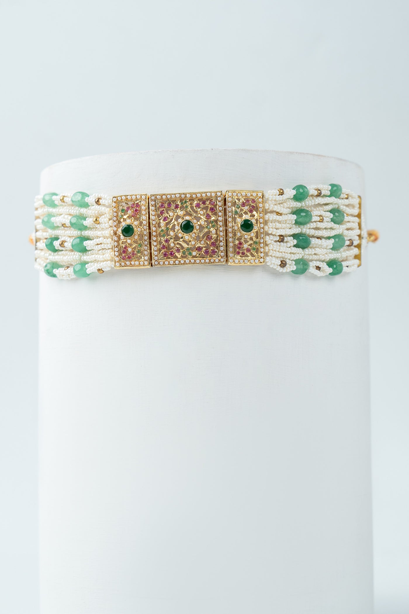 Abyah Choker Set