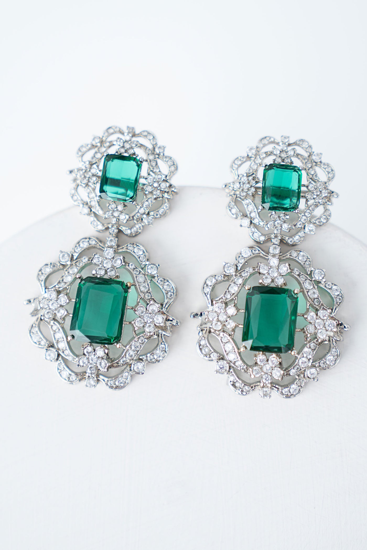 Onyzaar Earrings