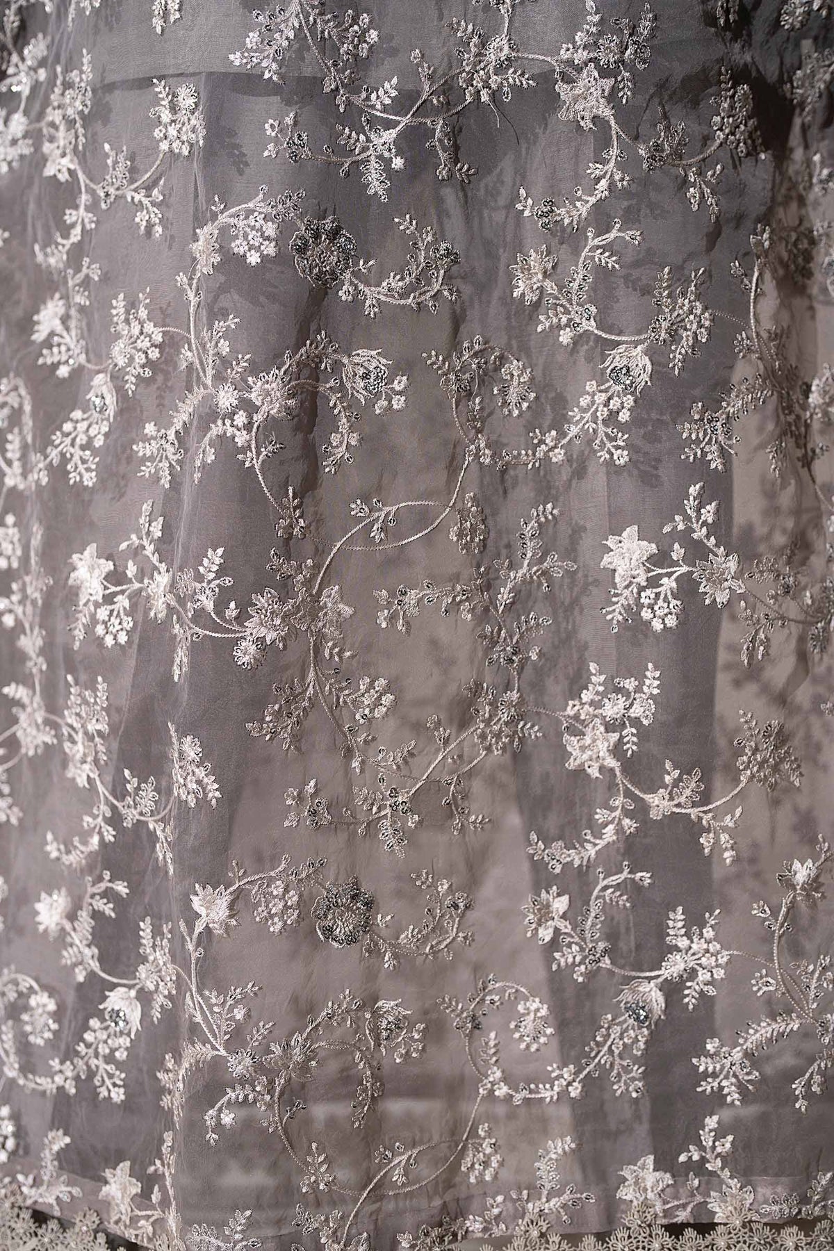 Embroidered Organza Fabric (1Pc)