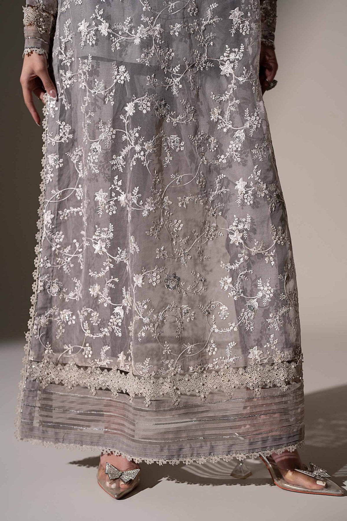 Embroidered Organza Fabric (1Pc)