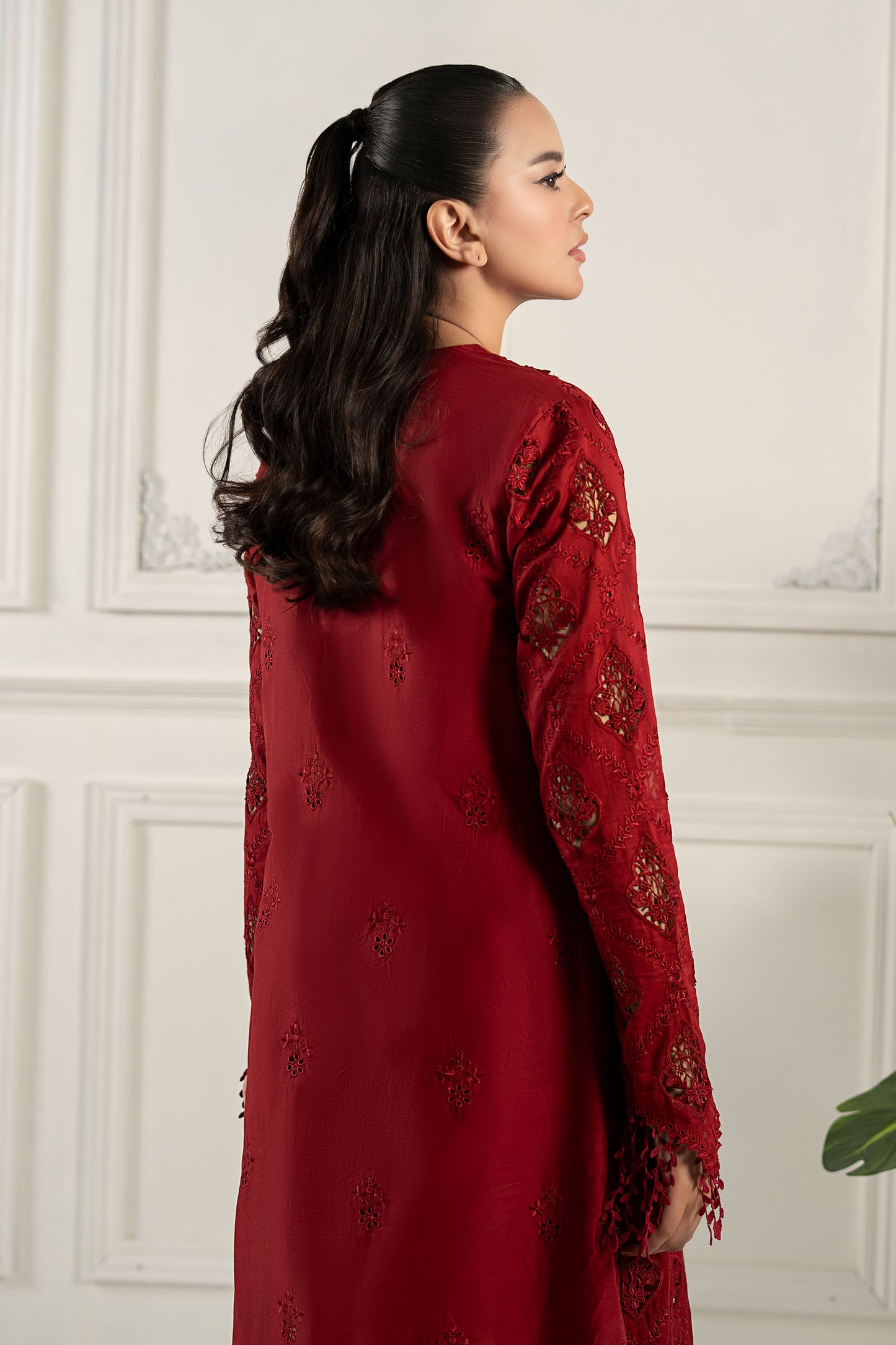 Embroidered Lawn Fabric (3Pcs) | LF-807